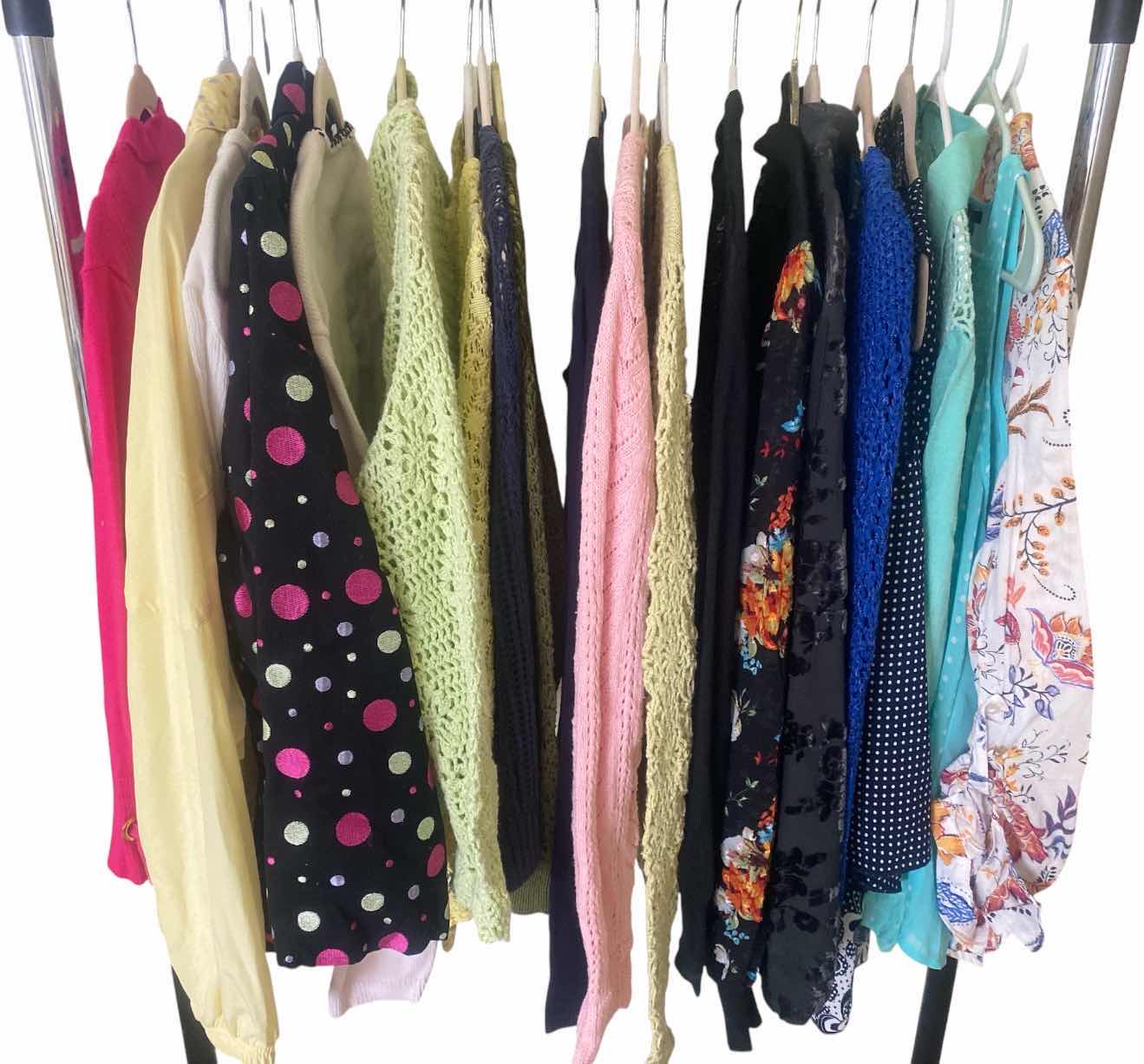 Photo 1 of 20-WOMENS TOPS SIZE MEDIUM & PETITE MEDIUM