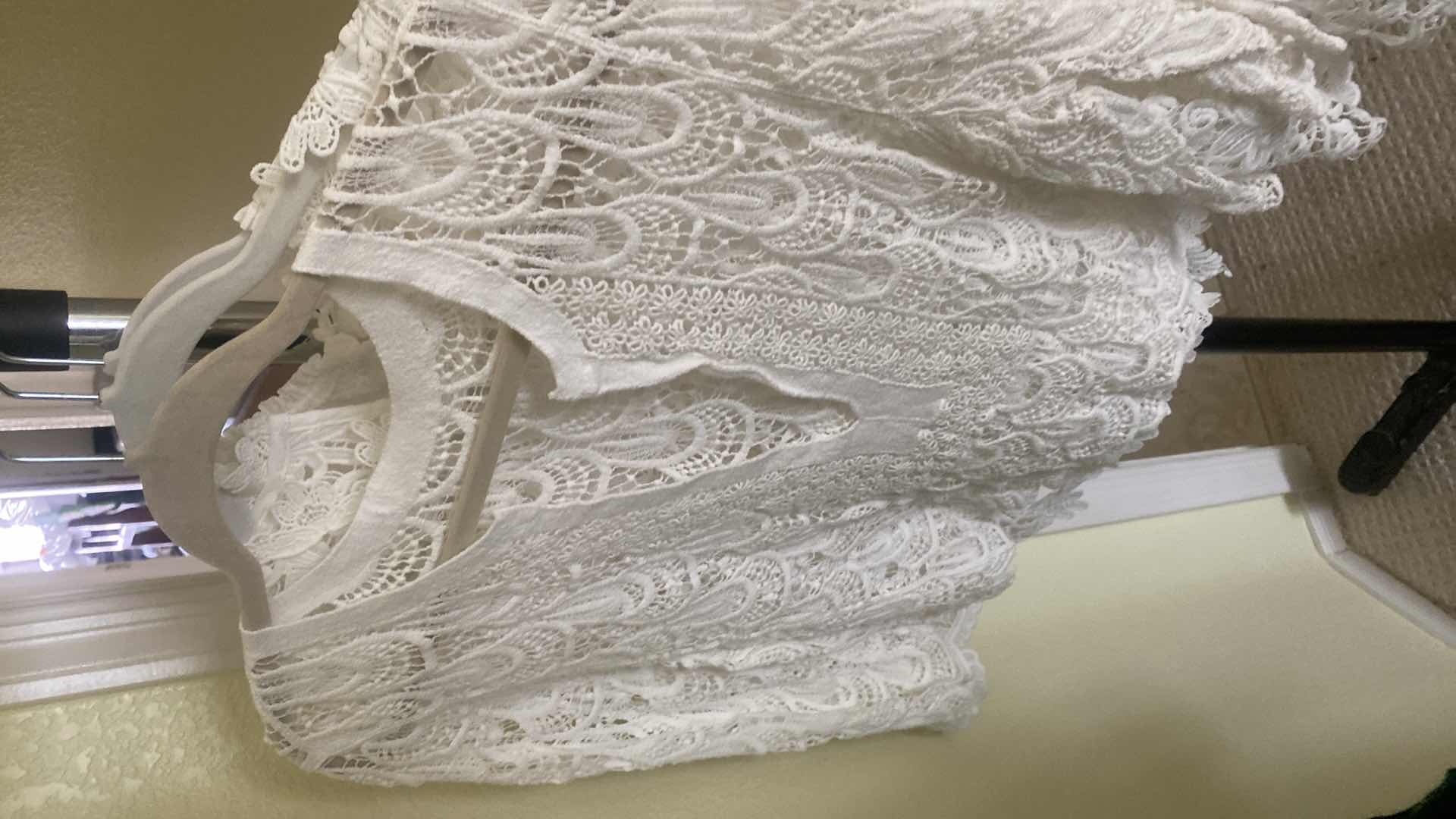 Photo 1 of 20-WOMENS TOPS SIZE LARGE & PETITE LARGE