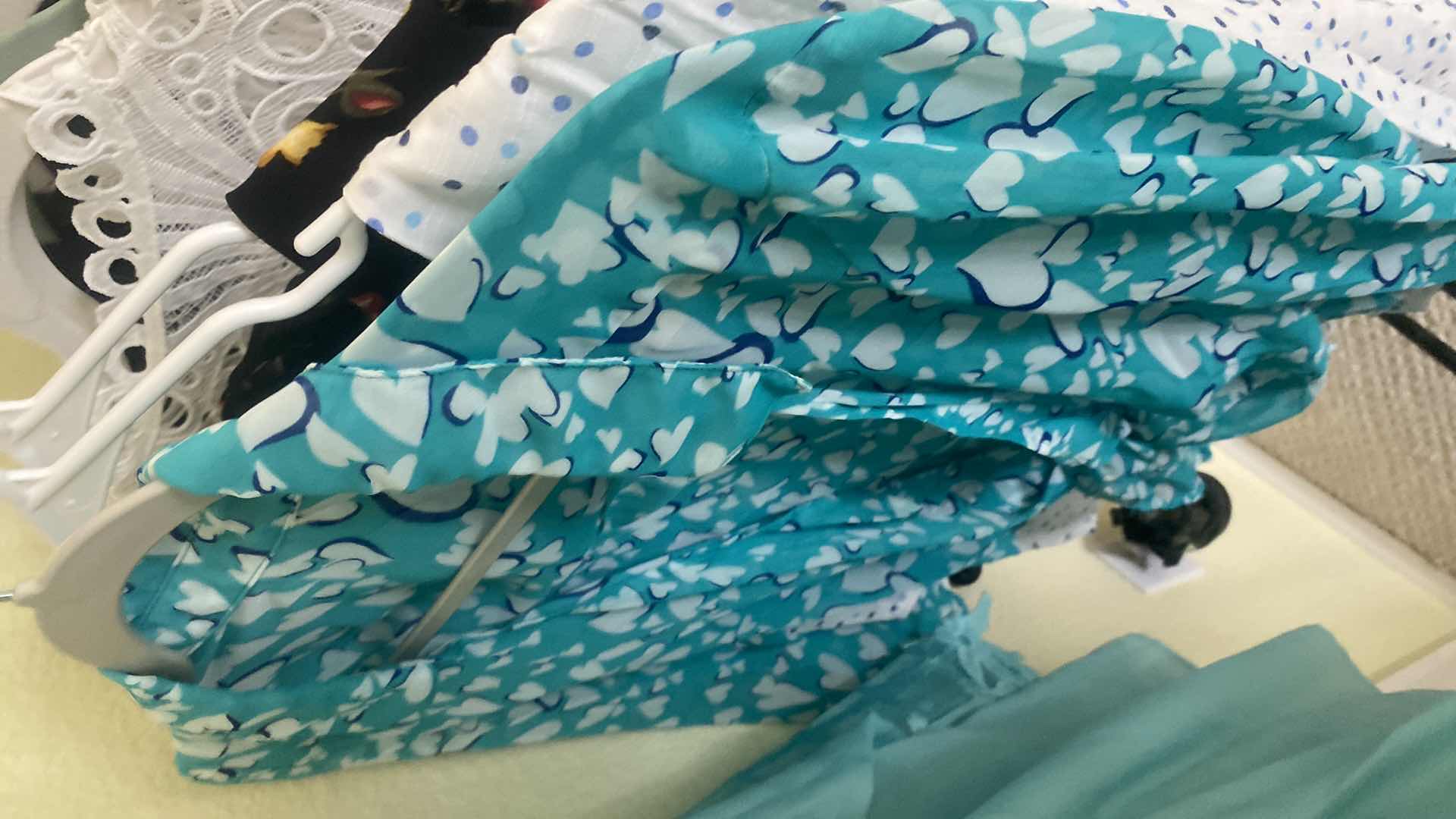 Photo 1 of 15-WOMENS TOPS SIZE MEDIUM & PETITE MEDIUM