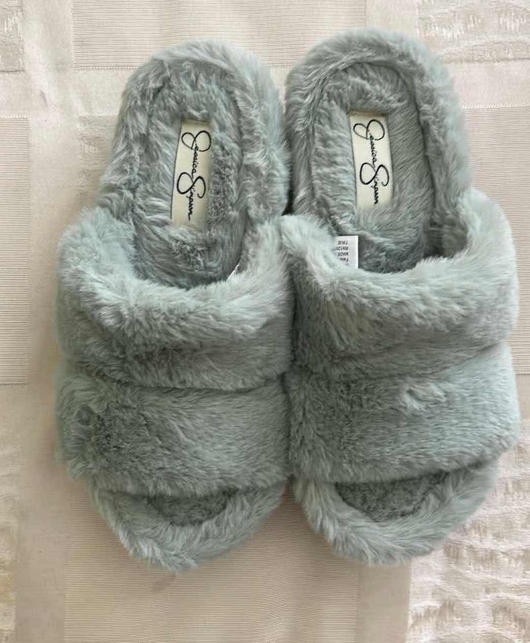 Photo 1 of 4- PLUSH JESSICA SIMPSON SLIPPERS 2 SMALL 2 MEDIUM