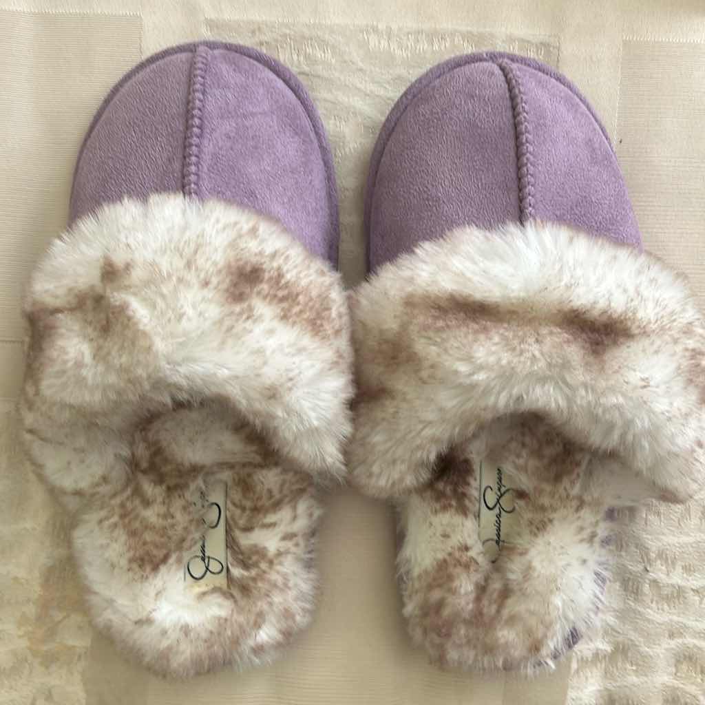 Photo 1 of 5- PLUSH JESSICA SIMPSON SLIPPERS 4 SMALL 1 MEDIUM
