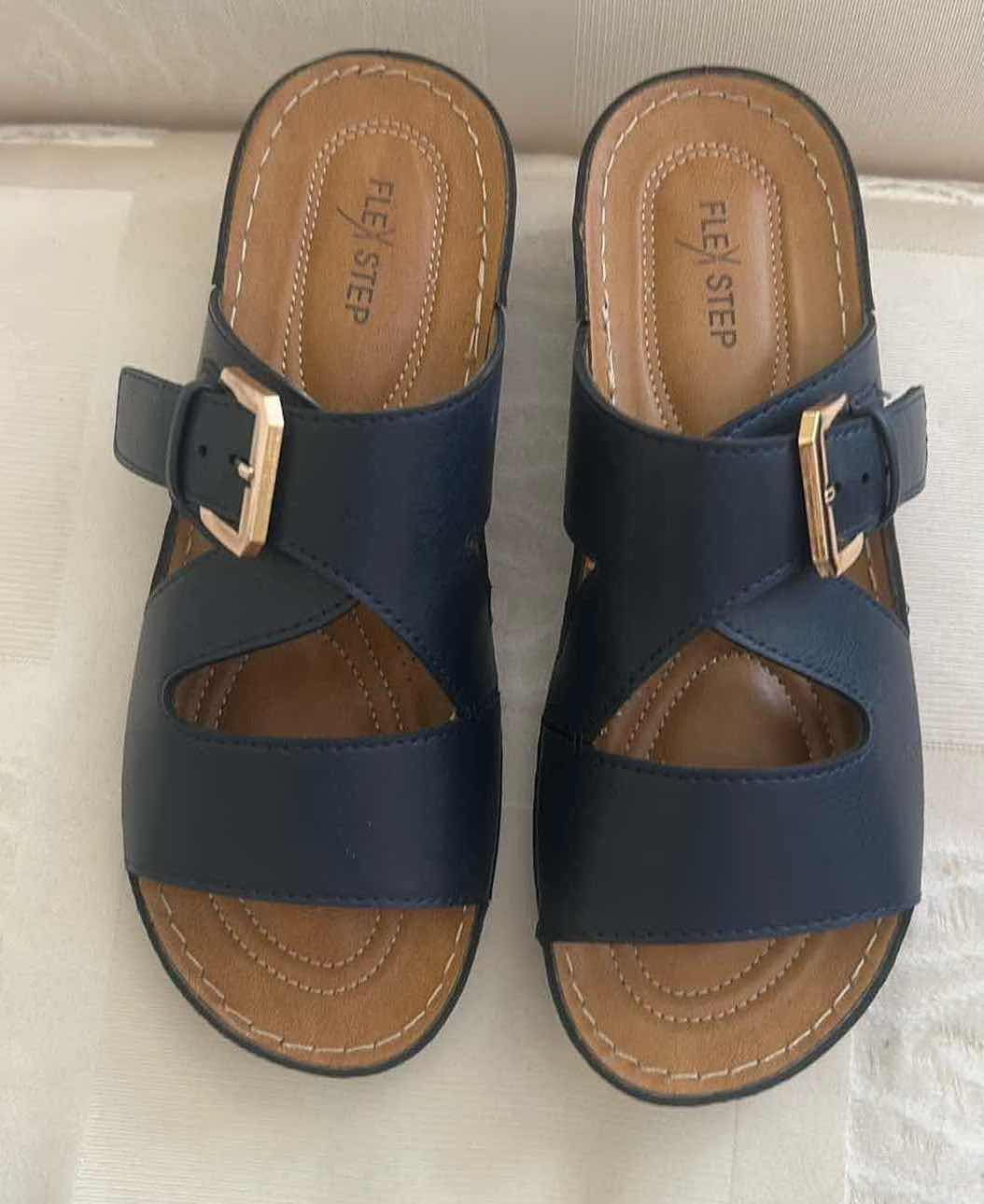 Photo 1 of 5- FLEX STEP ATALINA SANDALS SIZE 7