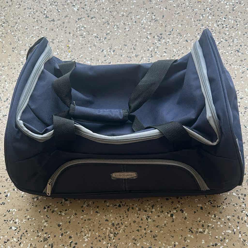 Photo 1 of 2 PC CONCOURSE LUGGAGE