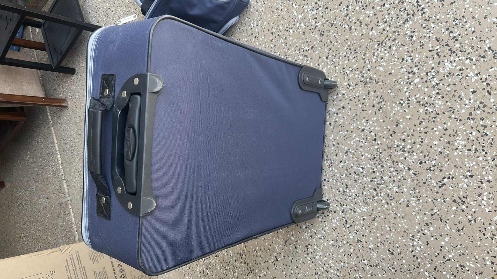 Photo 1 of 2 PC CONCOURSE LUGGAGE