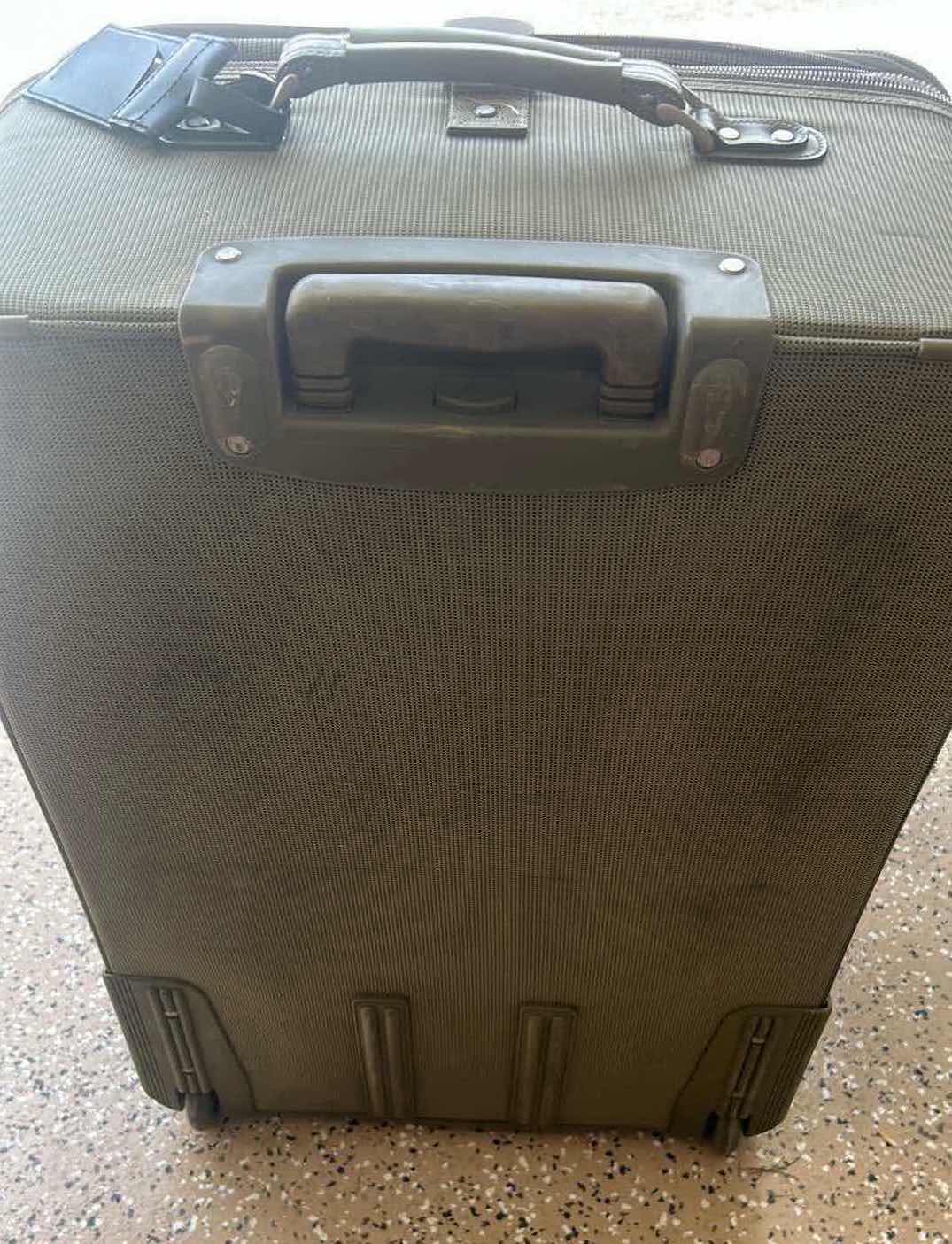 Photo 1 of 2- PATHFINDER SUITCASES 28" 34"