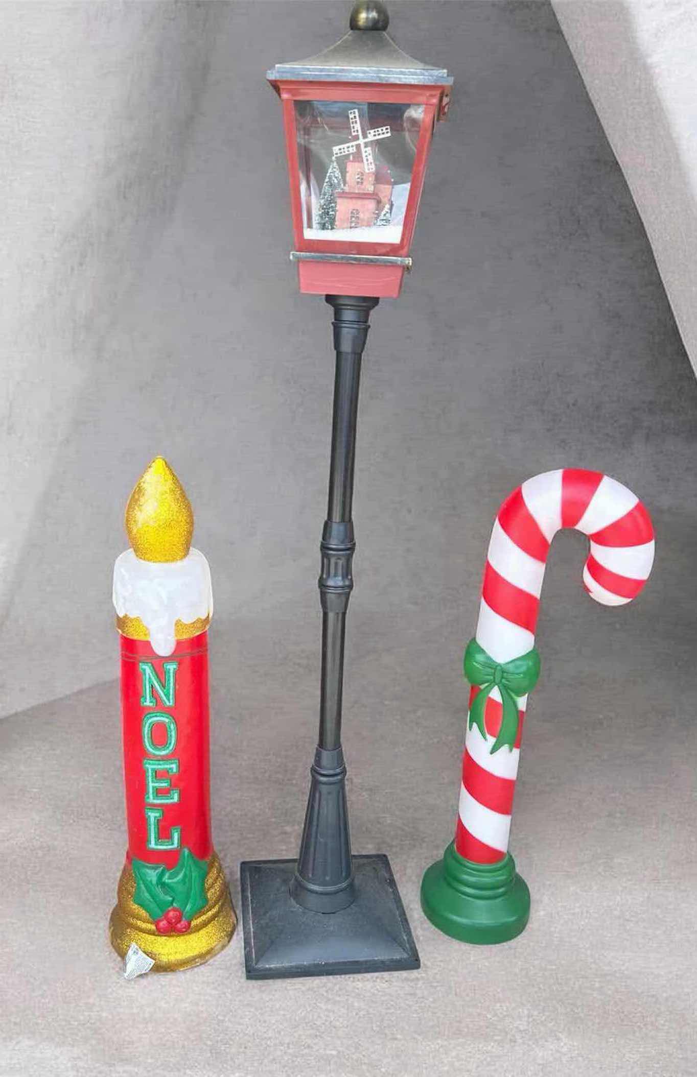 Photo 1 of 56 " NORTH POLE SNOWFALL LAMP & 2 LIGHTED NOEL CANDY CANE LIGHTS