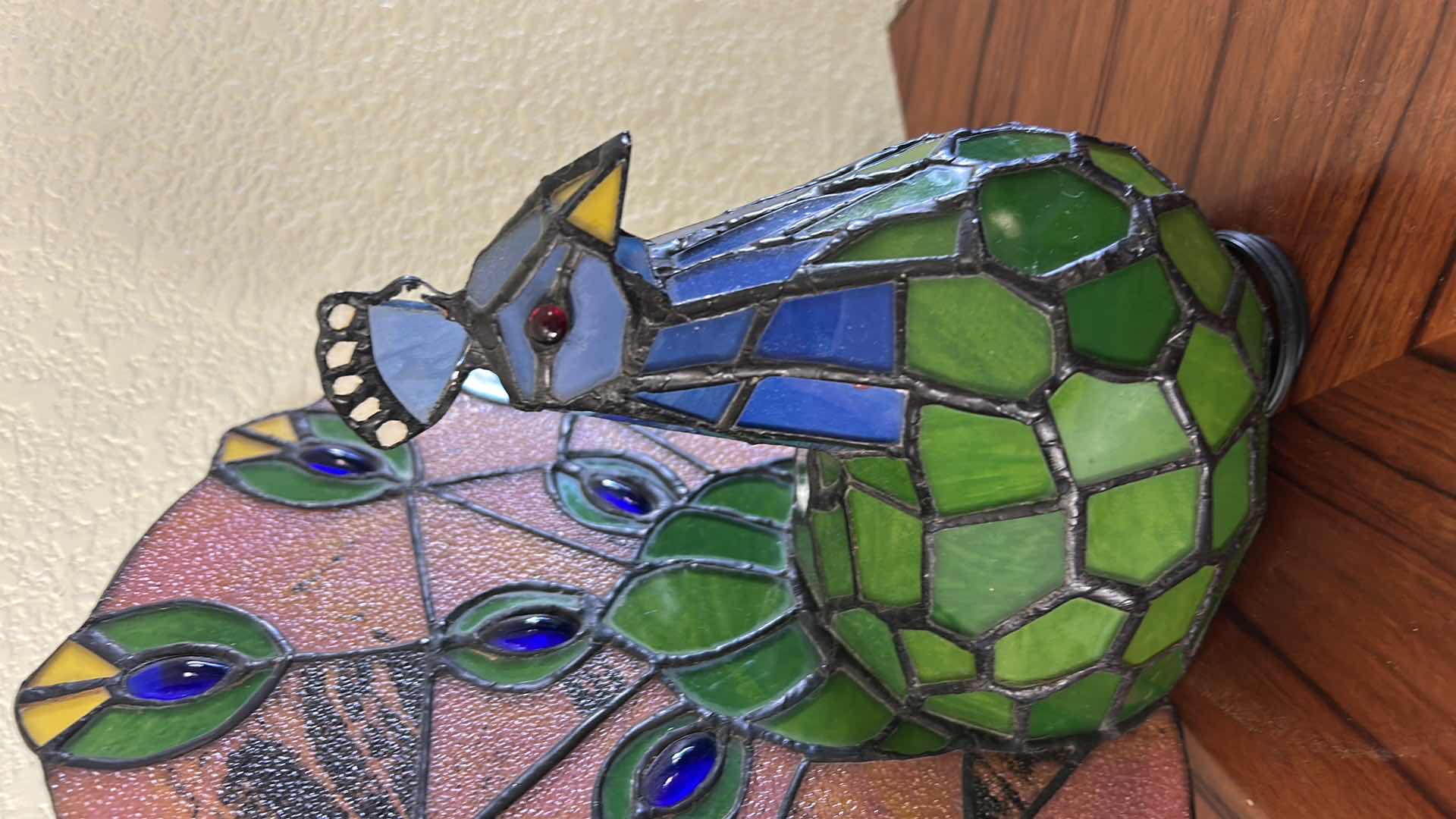 Photo 1 of TIFFANY-STYLE STAINED GLASS (RESIN) PEACOCK LAMP, A DECORATIVE ACCENT LIGHT H10”