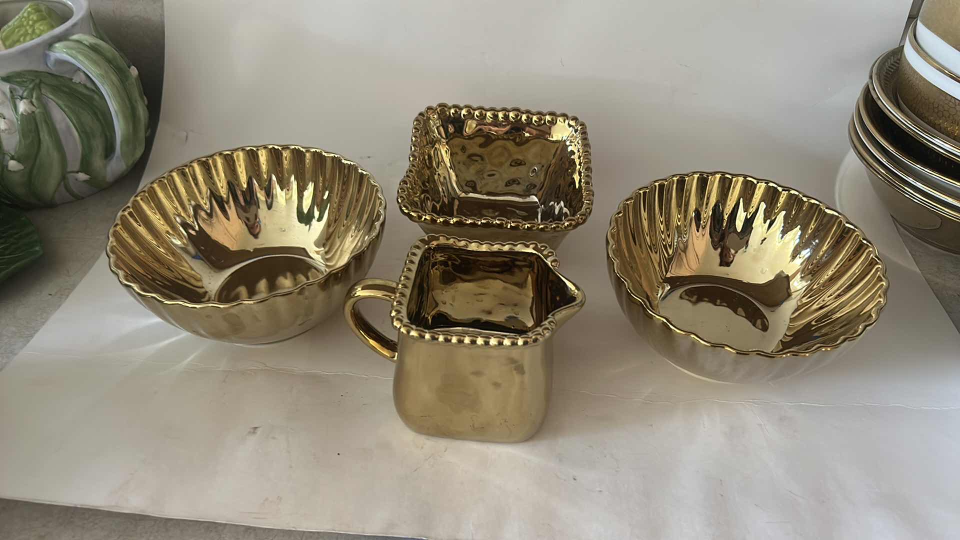Photo 1 of 4 GOLD TONE SERVING-WARE PIECES