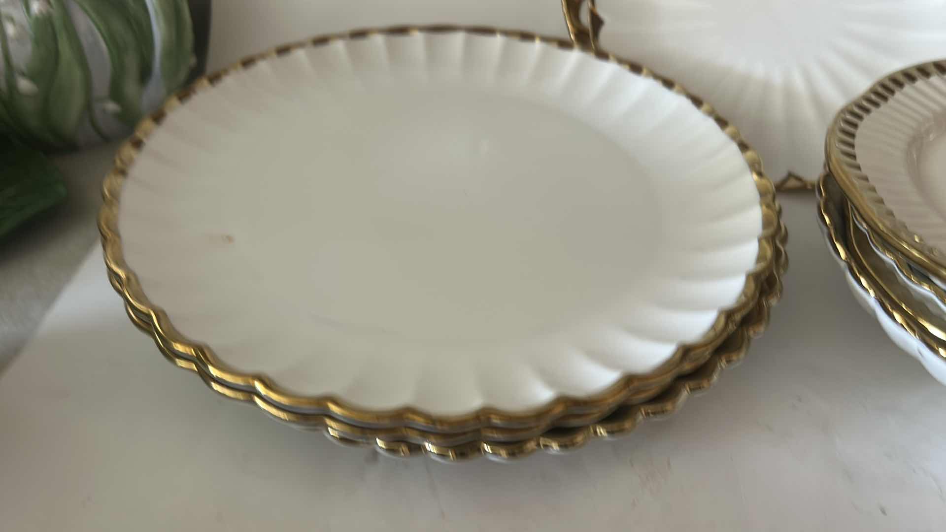 Photo 1 of 12 PC WHITE AND GOLD PLATES