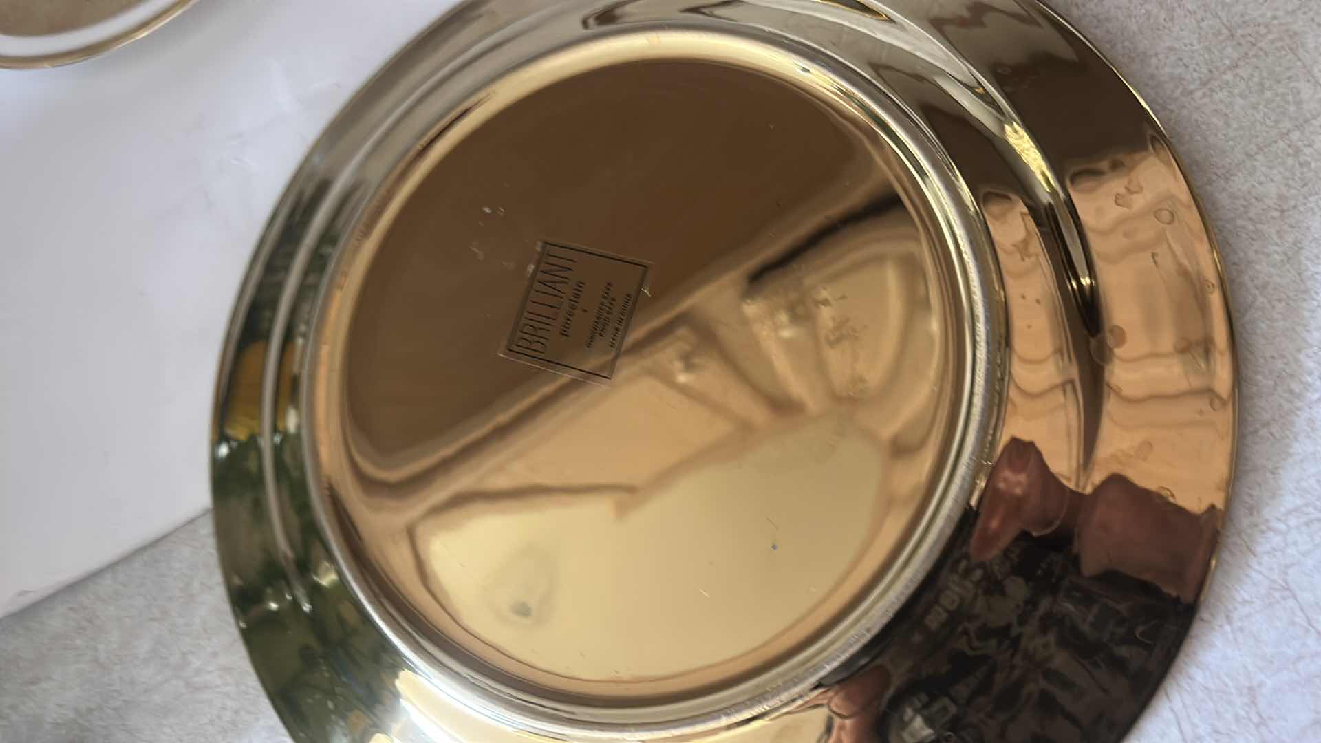 Photo 1 of 16 PC WHITE AND GOLD DINNERWARE