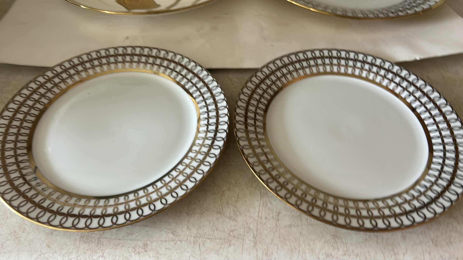 Photo 1 of 10 PC WHITE AND GOLD DINNER WARE PLATES AND BOWLS