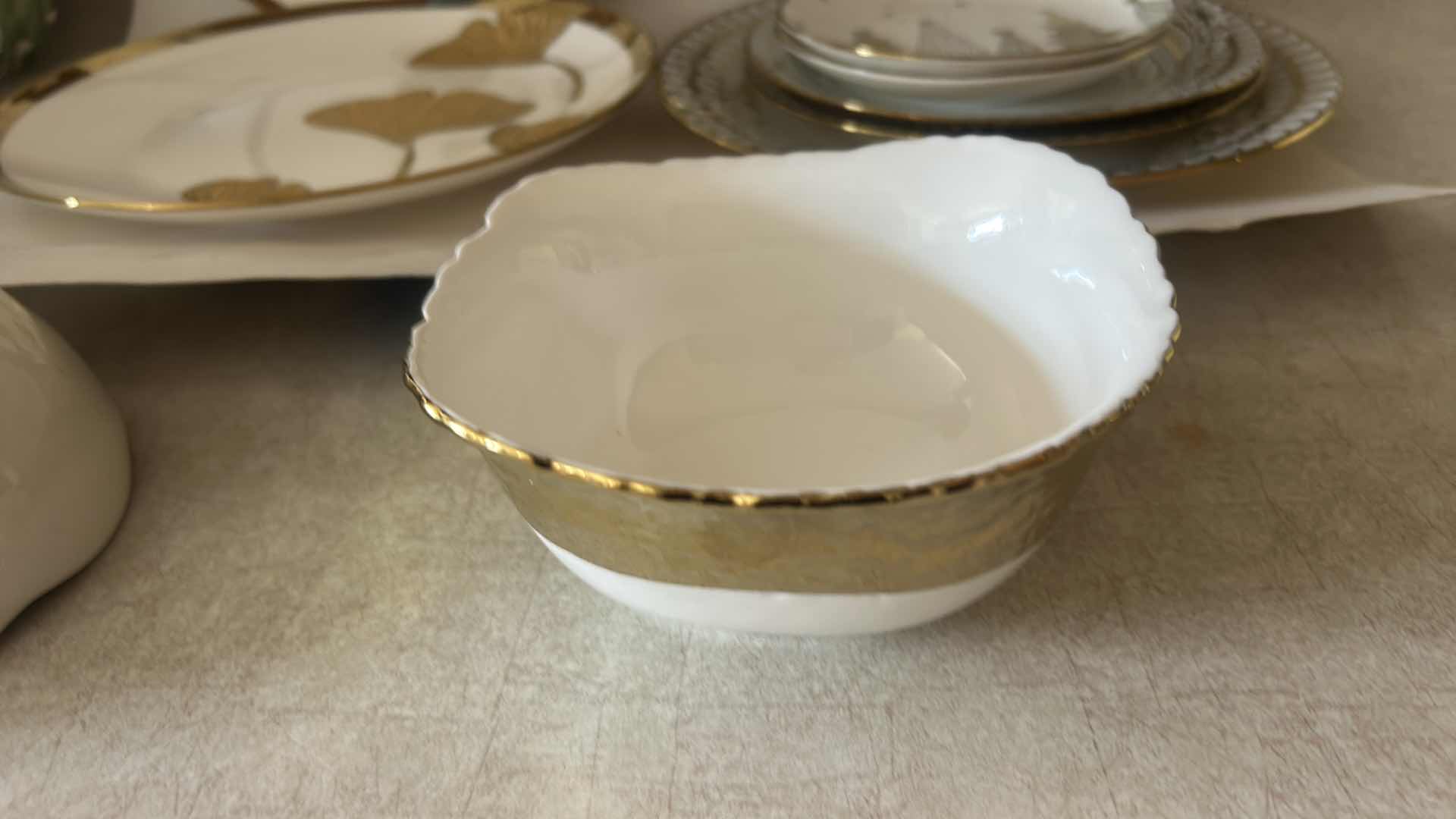 Photo 1 of 10 PC WHITE AND GOLD DINNER WARE PLATES AND BOWLS