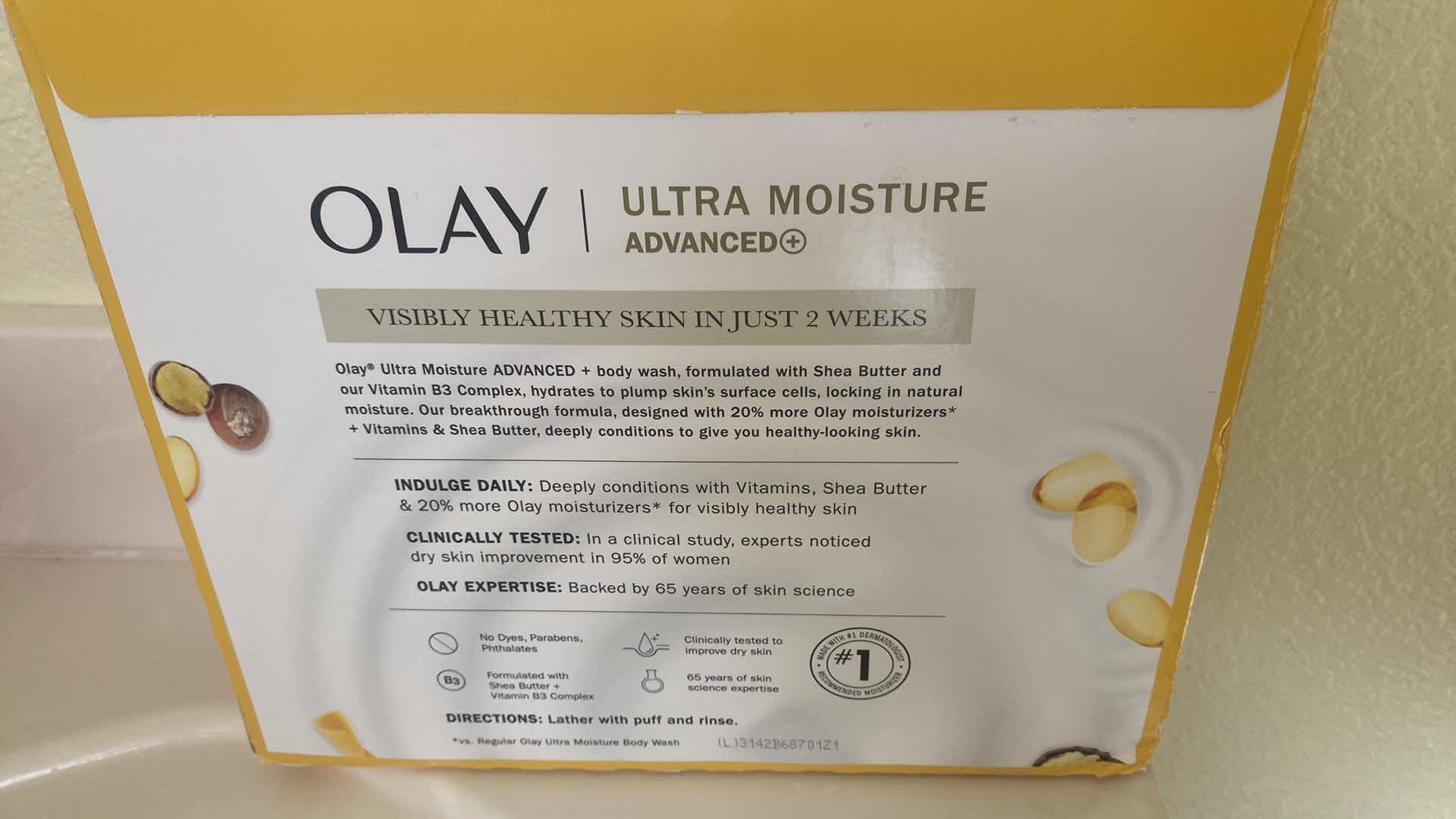 Photo 1 of OLAY ULTRA MOISTURE BODY WASH