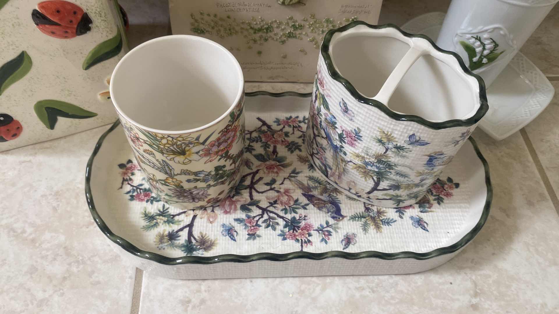 Photo 1 of BATHROOM ACCESSORIES 7 PIECES