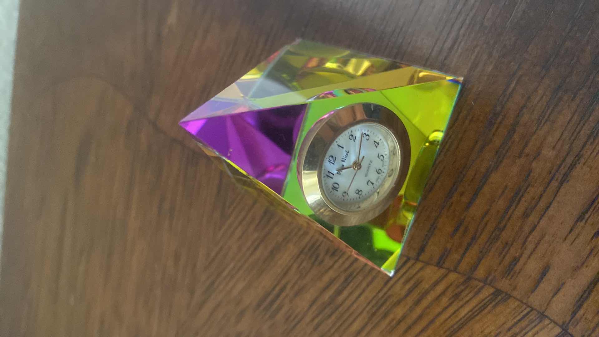 Photo 1 of 3-VINTAGE CLOCKS