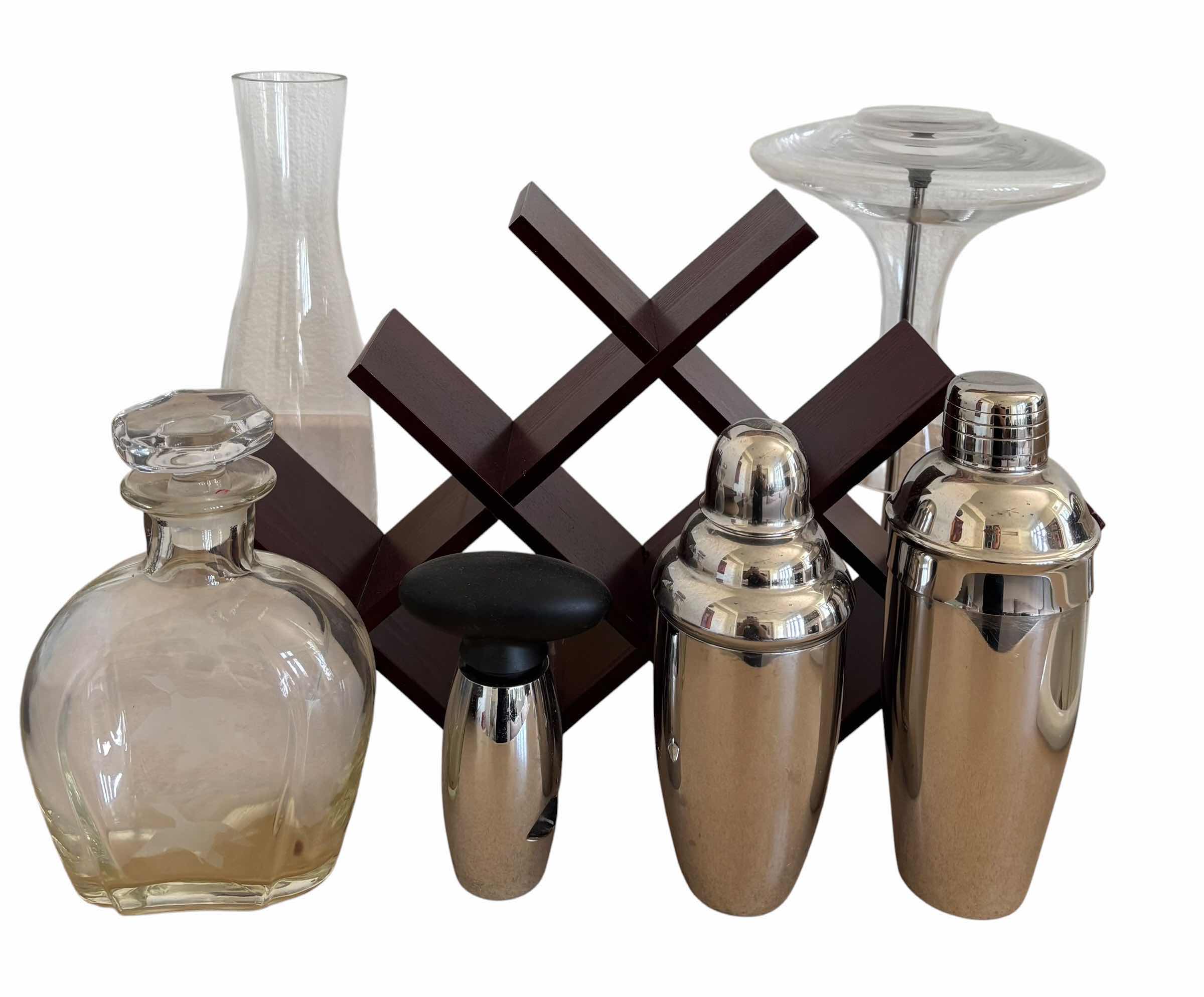 Photo 1 of BAR ACCESSORIES