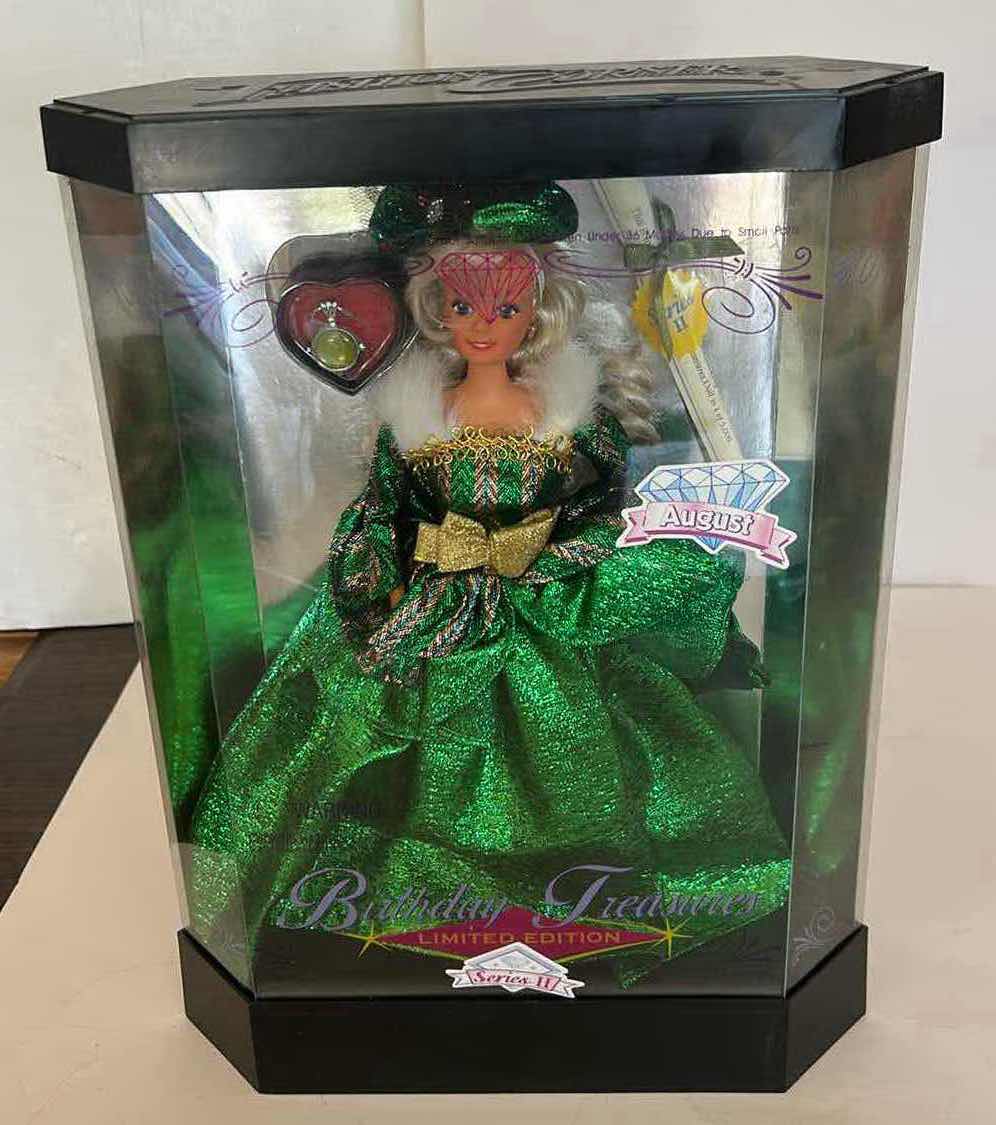 Photo 1 of NIB - FASHION CORNER BIRTHDAY TREASURES AUGUST LIMITED EDITION DOLL