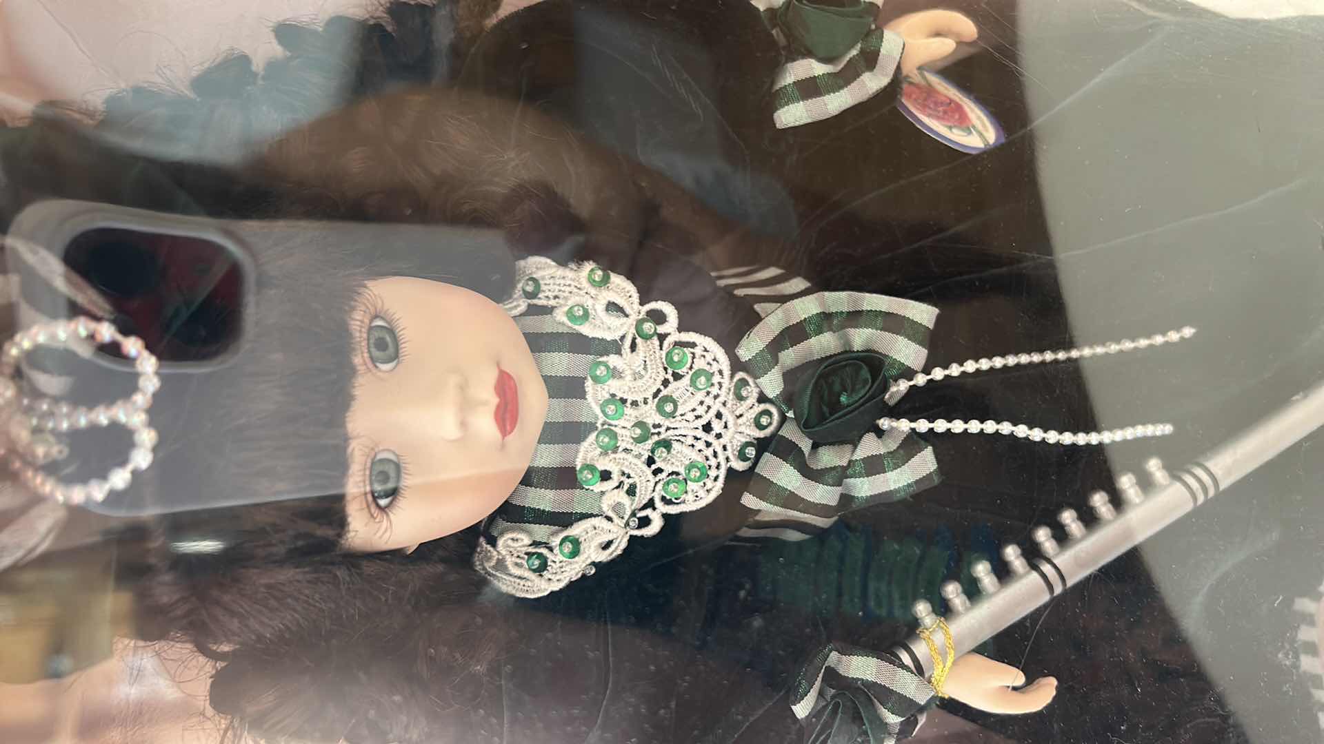 Photo 1 of NIB VINTAGE 1990s BRASS KEY "SPECIAL ROSE" COLLECTION PORCELAIN DOLL H11"