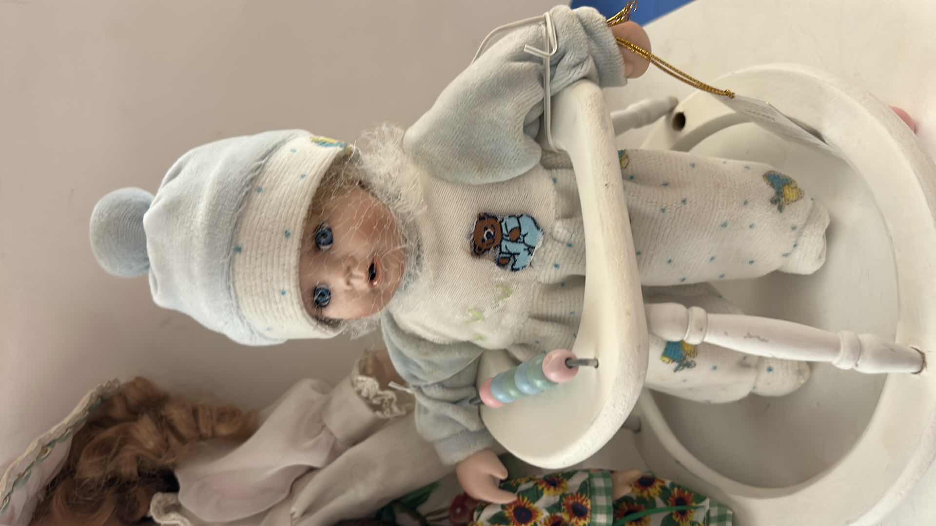 Photo 1 of 3 - VINTAGE COLLECTIBLE PORCELAIN DOLLS