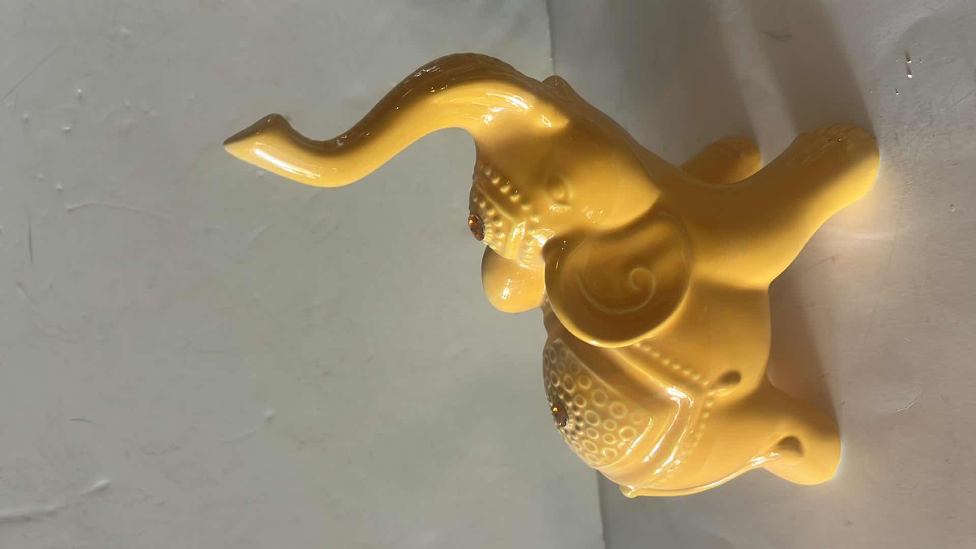 Photo 1 of 3 PC - CERAMIC ELEPHANT DECOR