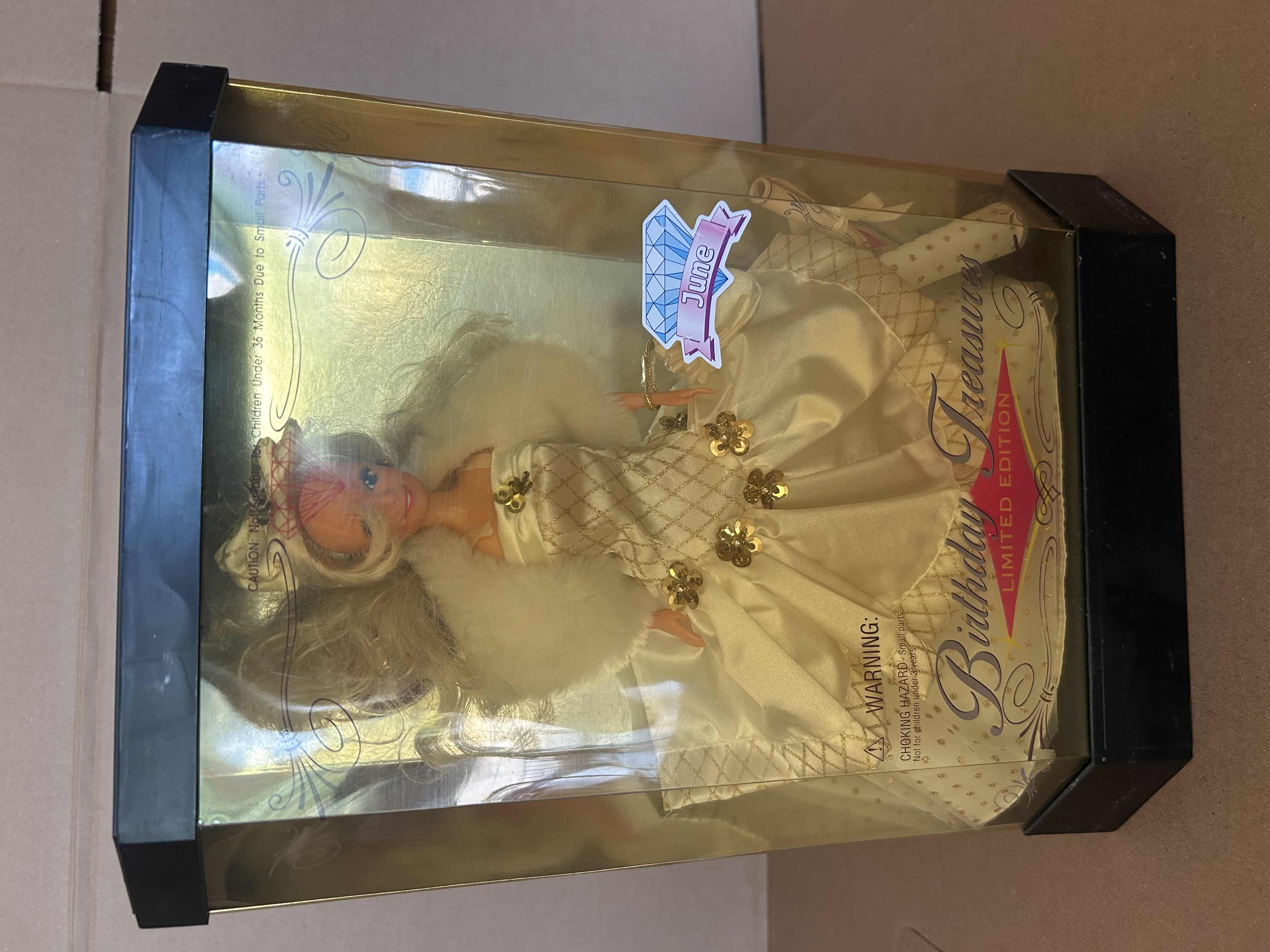 Photo 1 of BIRTHDAY TREASURE JUNE LIMITED EDITION 1992 COLLECTABLE DOLLARS H 11.5 $40