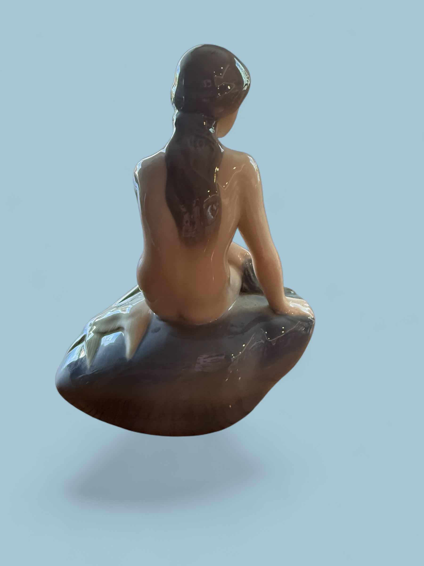 Photo 1 of ROYAL COPENHAGEN “THE LITTLE MERMAID” PORCELAIN FIGURINE NO 4431 H9”