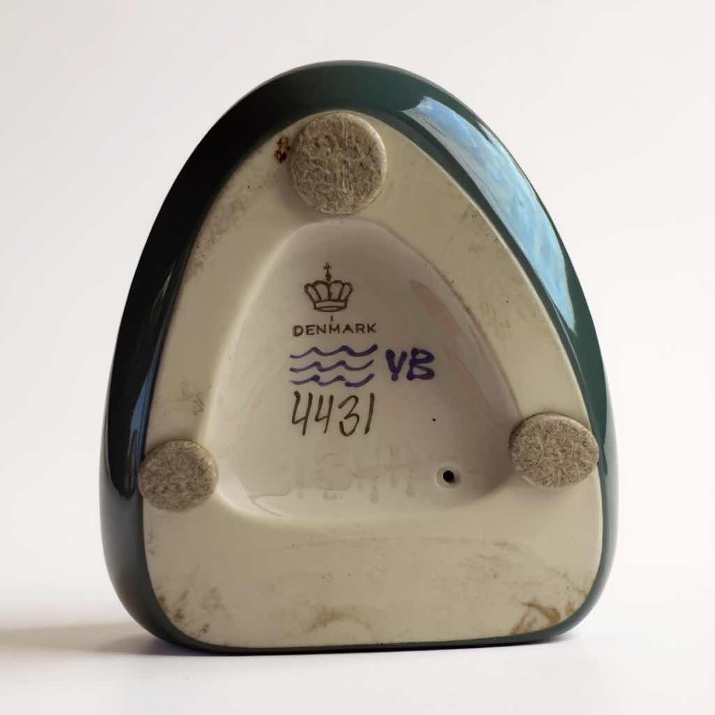 Photo 1 of ROYAL COPENHAGEN “THE LITTLE MERMAID” PORCELAIN FIGURINE NO 4431 H9”