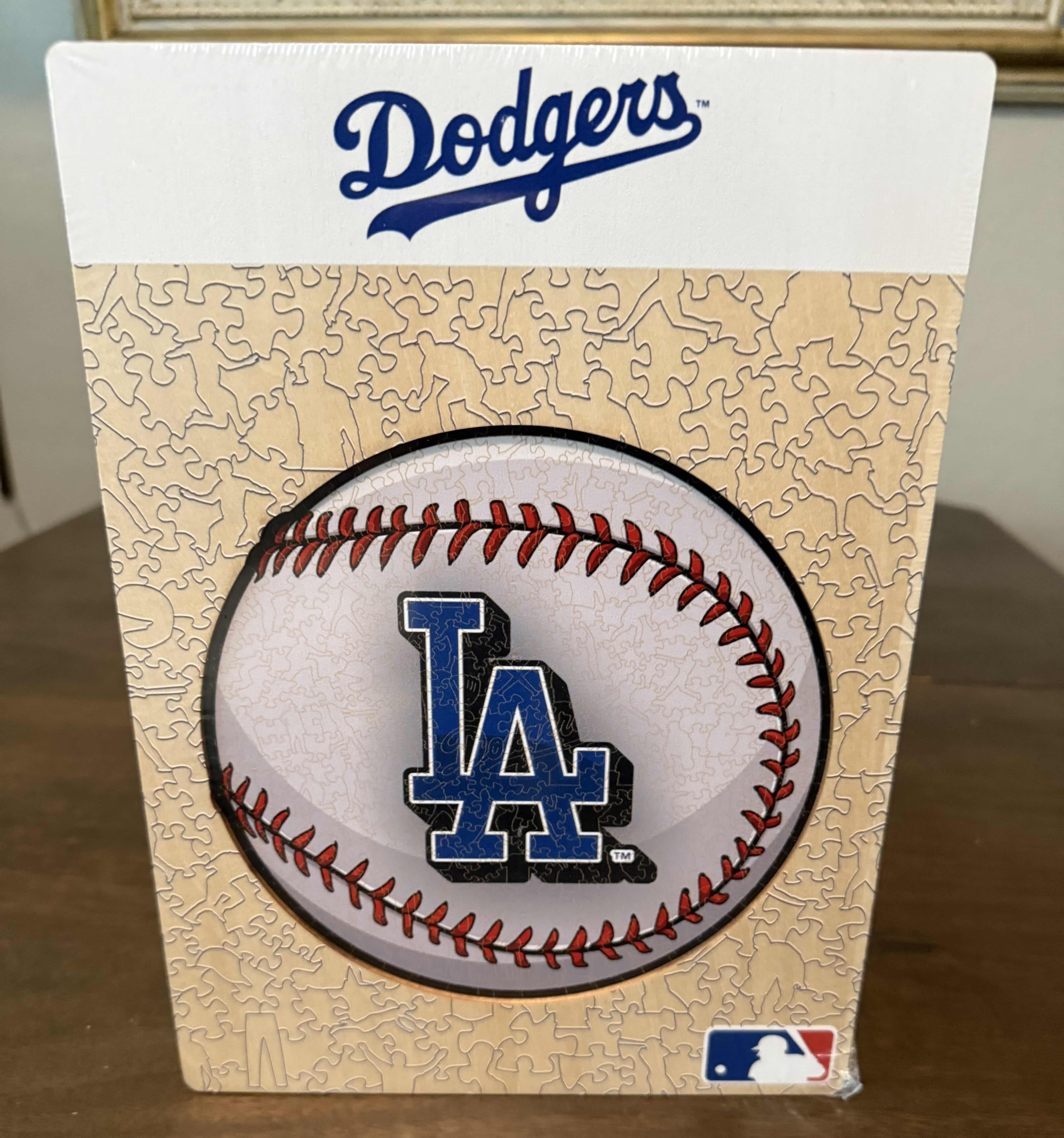 Photo 1 of NIB LA DODGERS WOOD 500 PCS PUZZLE