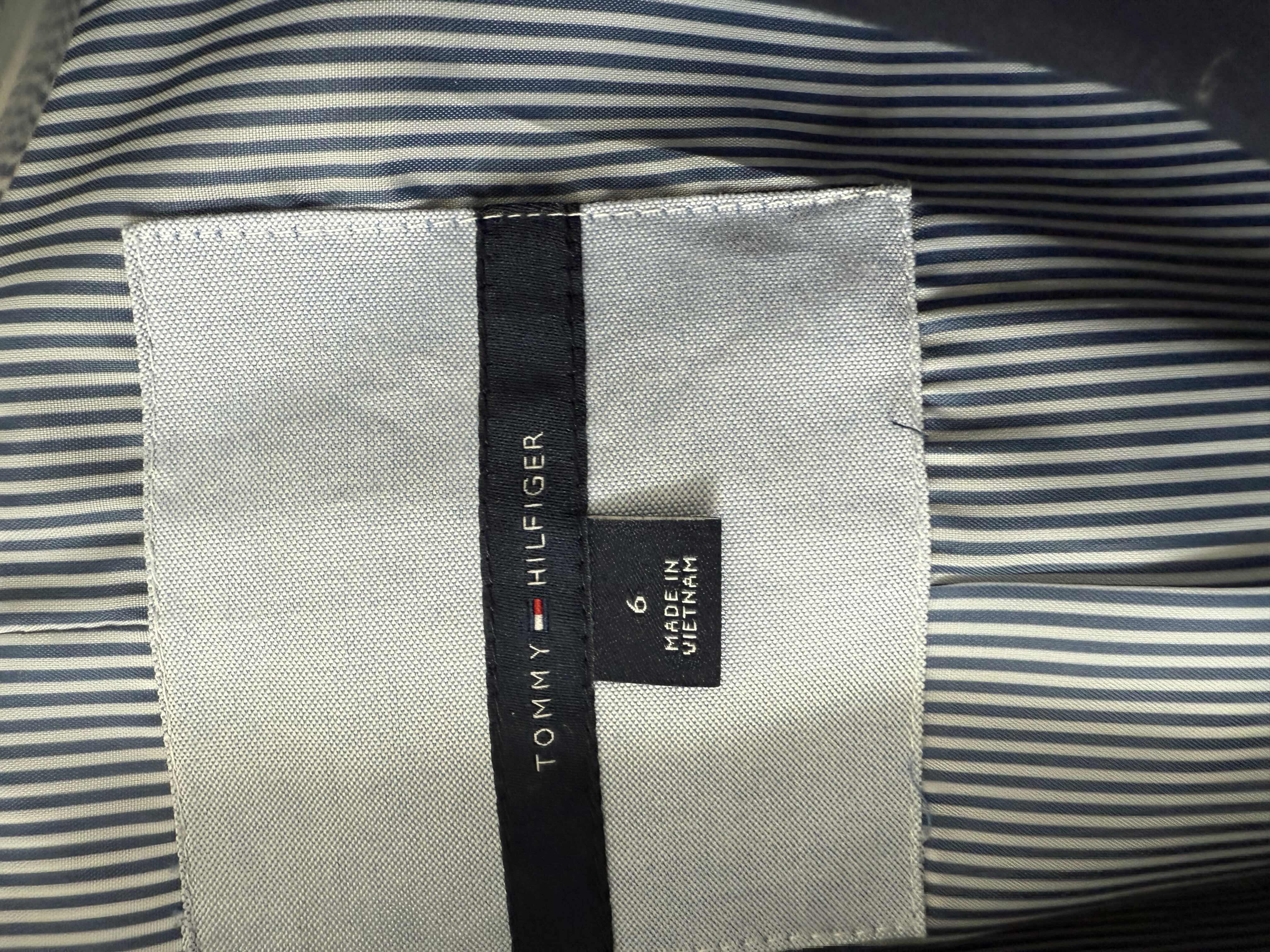Photo 1 of NAVY BLUE TOMMY HILFIGER WOMEN’S BLAZER-SIZE 6