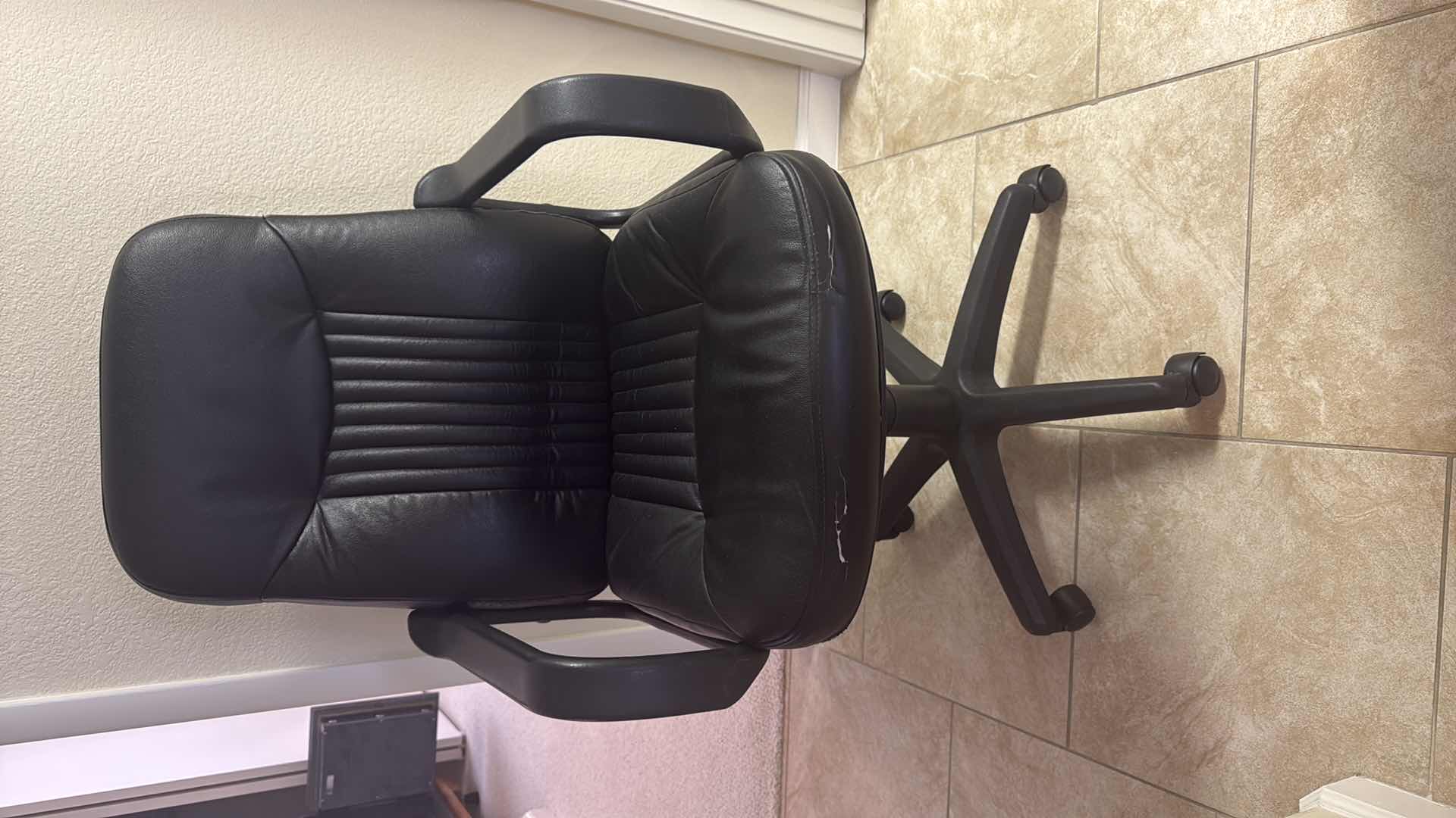 Photo 1 of BLACK SWIVEL OFFICE CHAIR