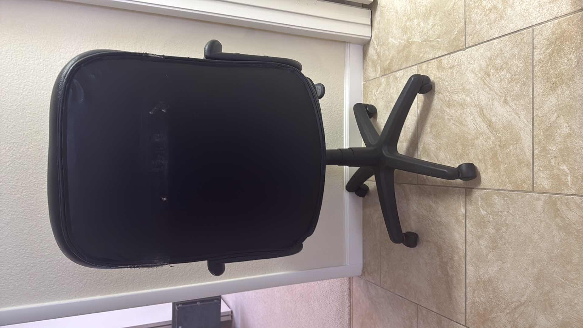 Photo 1 of BLACK SWIVEL OFFICE CHAIR