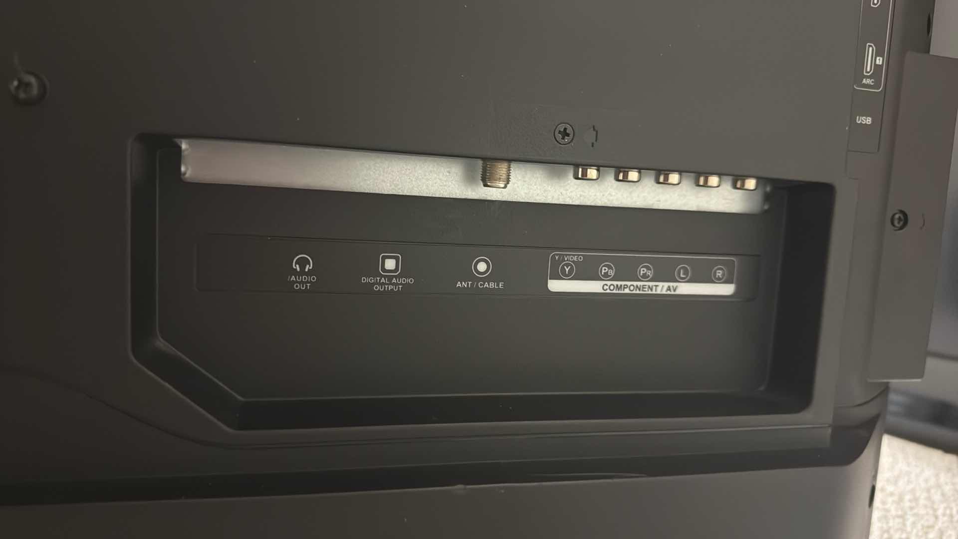 Photo 1 of 32” SHARP FLAT SCREEN TV W REMOTE