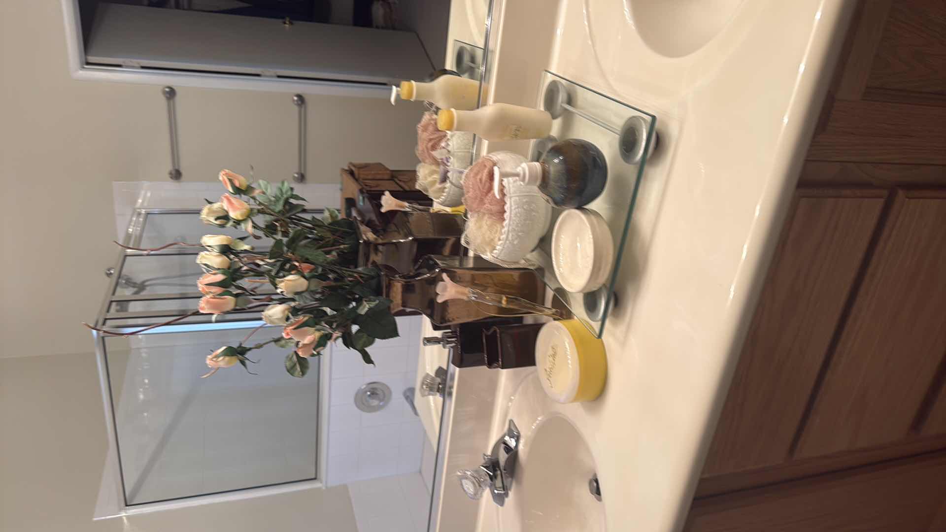 Photo 1 of BATHROOM ACCESSORIES