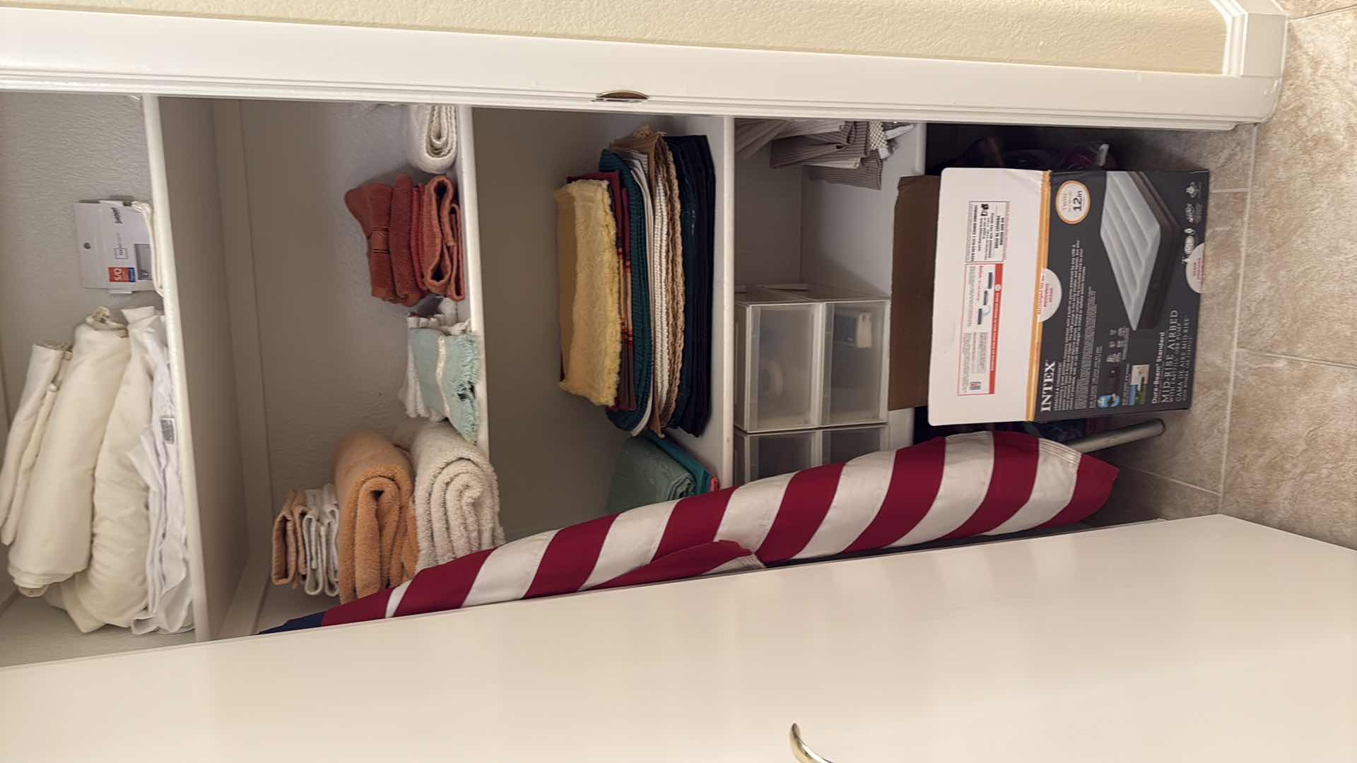 Photo 1 of CONTENTS OF LINEN CLOSET