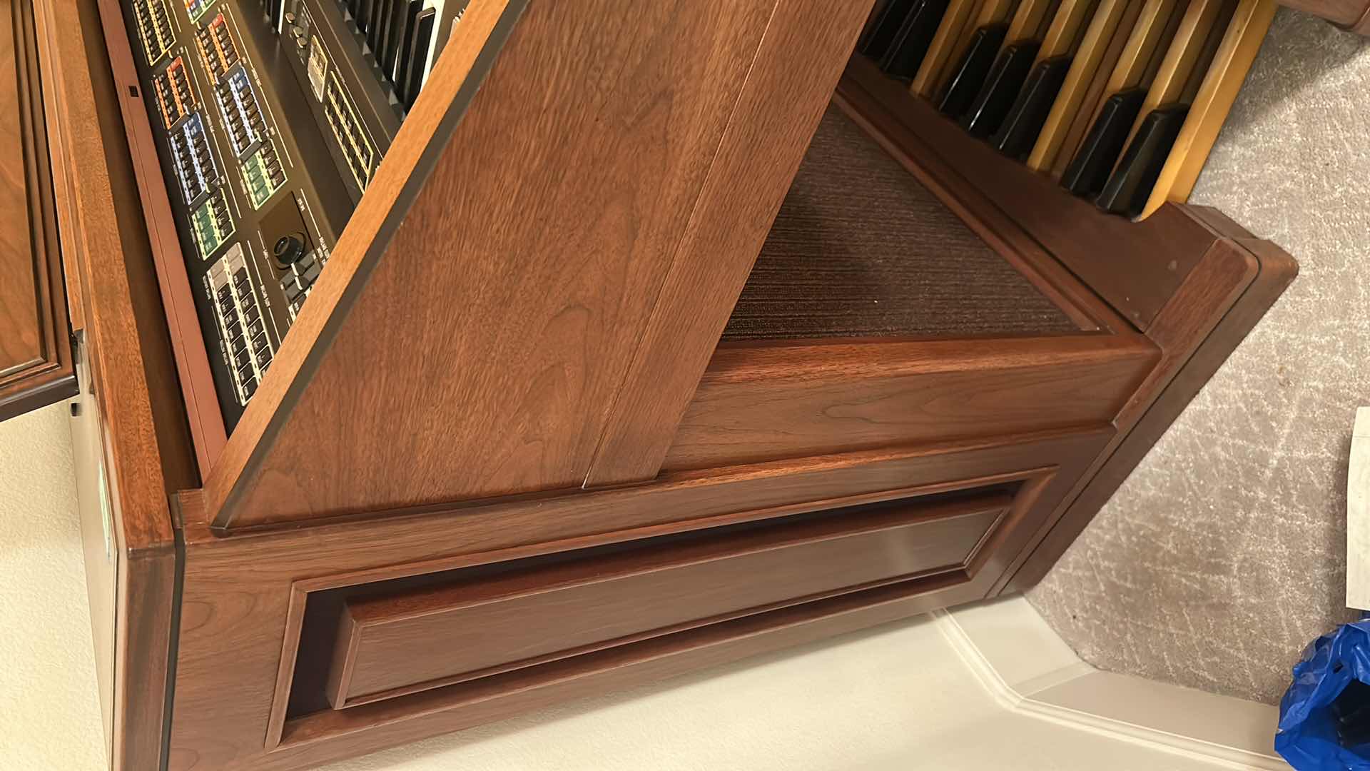 Photo 1 of VINTAGE YAMAHA ELECTONE FX-20 CONSOLE ORGAN W BENCH & SHEET MUSIC 52" X 31" H 46"