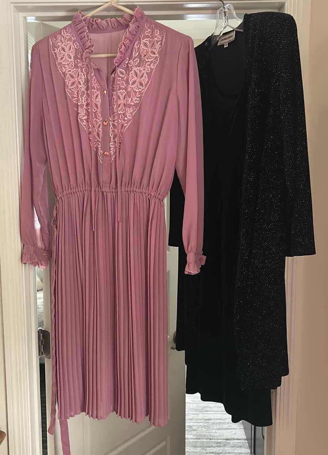 Photo 1 of 2- DRESSES BLACK VELVET W COAT LAVENDER CHIFFON SIZE 14