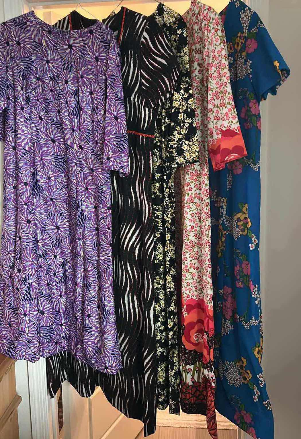 Photo 1 of 5- HANDMADE TRADITIONAL INDONESIAN BATIK DRESSES SIZE SMALL