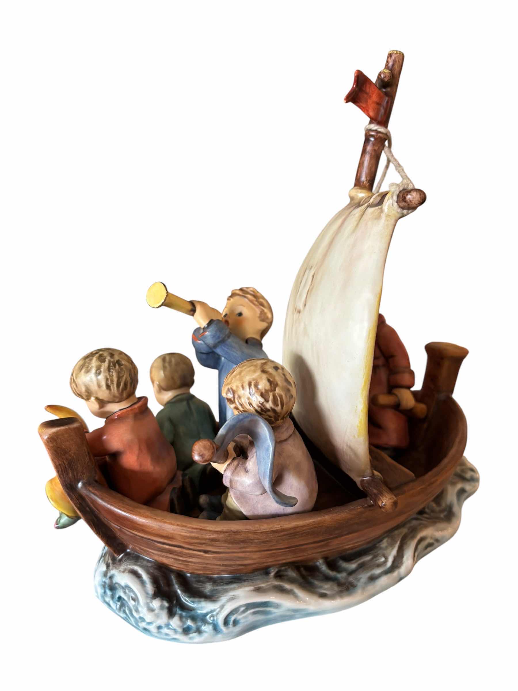 Photo 1 of HUMMEL “LAND IN SIGHT” FIGURINE 9”H