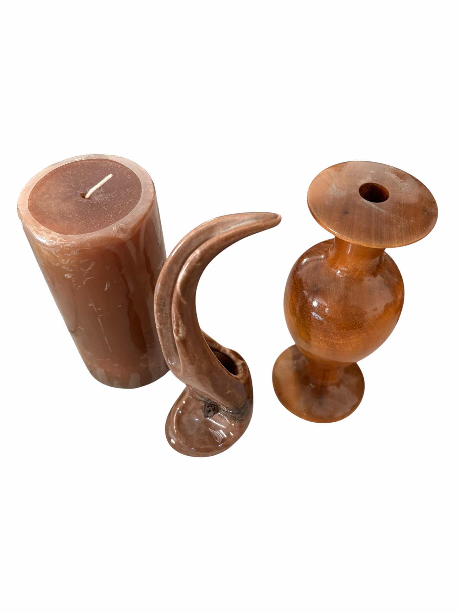 Photo 1 of (5)PCS ORNATE CANDLE HOLDERS & CERAMIC VASE H12”