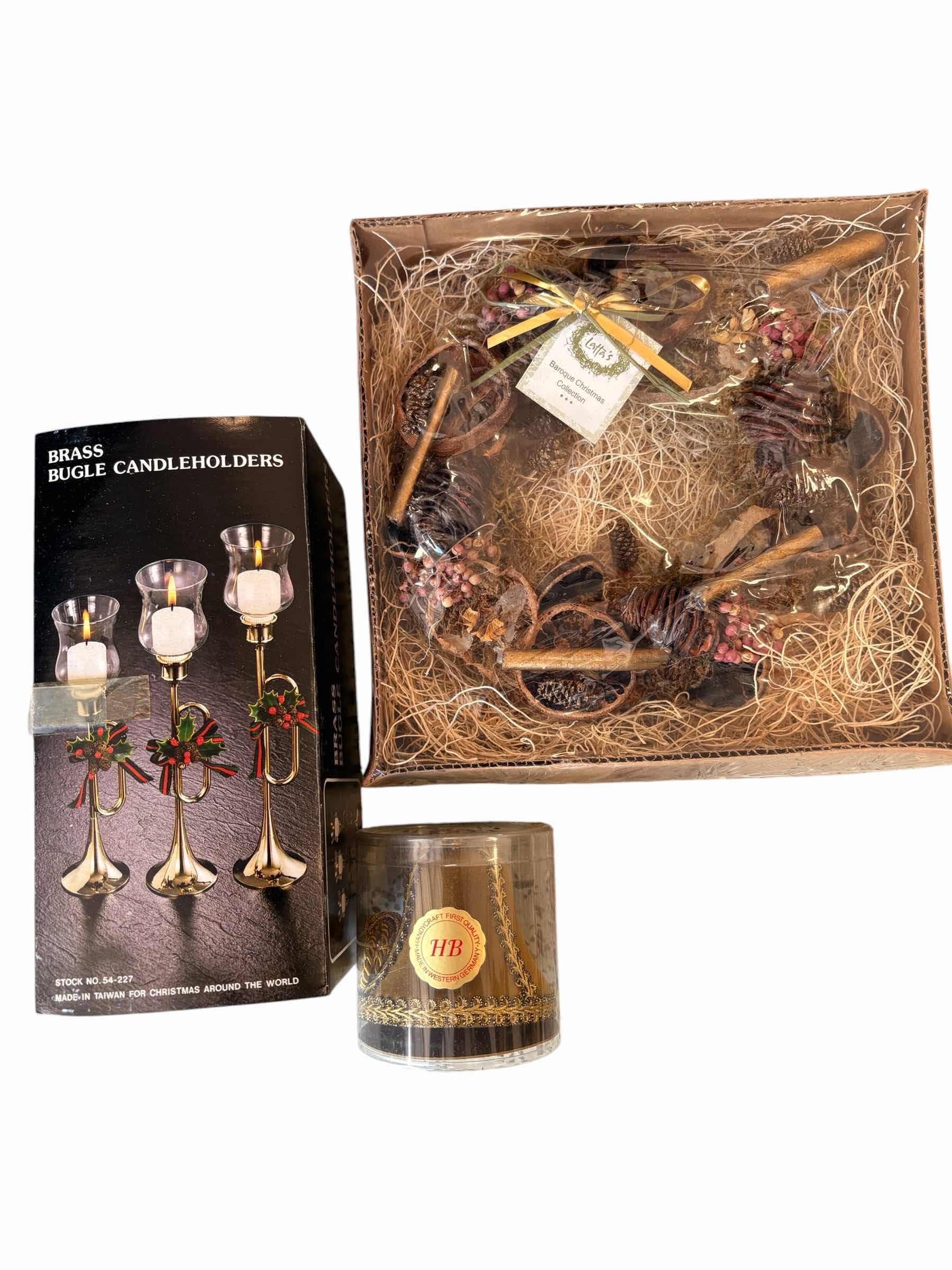 Photo 1 of (5)PCS CHRISTMAS DECORATIVE CANDLE HOLDERS, POPEREI & STOCKING