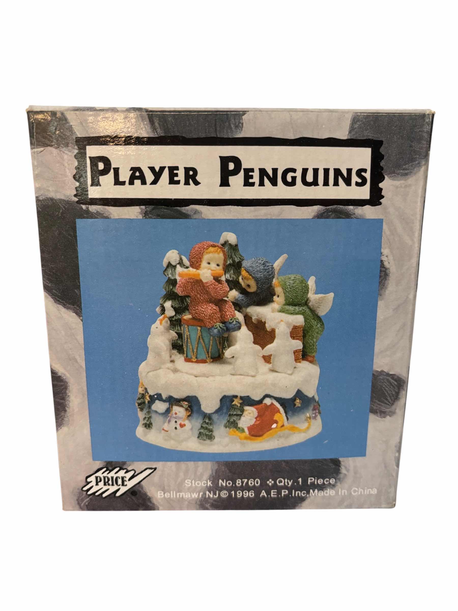 Photo 1 of PLAYER PENGUINS MUSIC BOX H5”