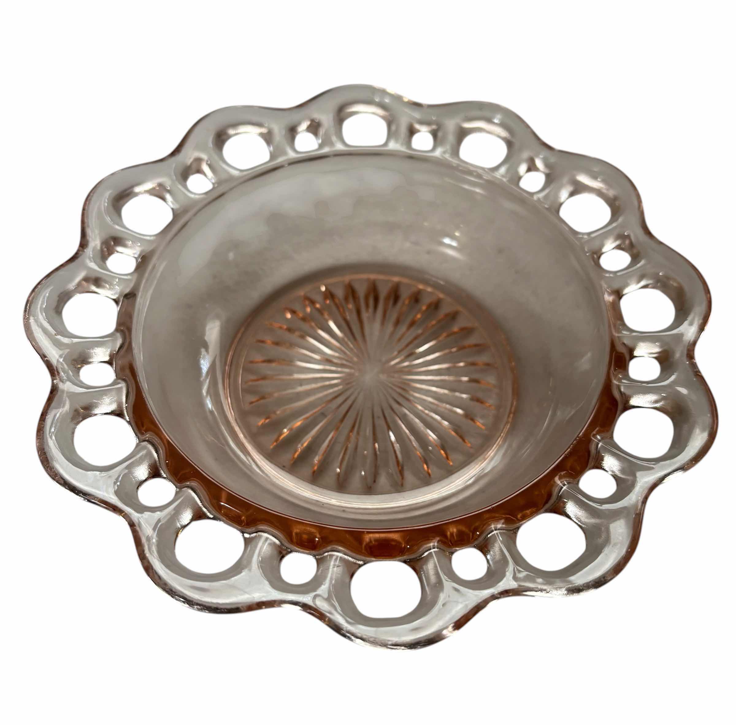 Photo 1 of TEAPOT, DISH & NAPCO DESSERT PLATES (2) D6”