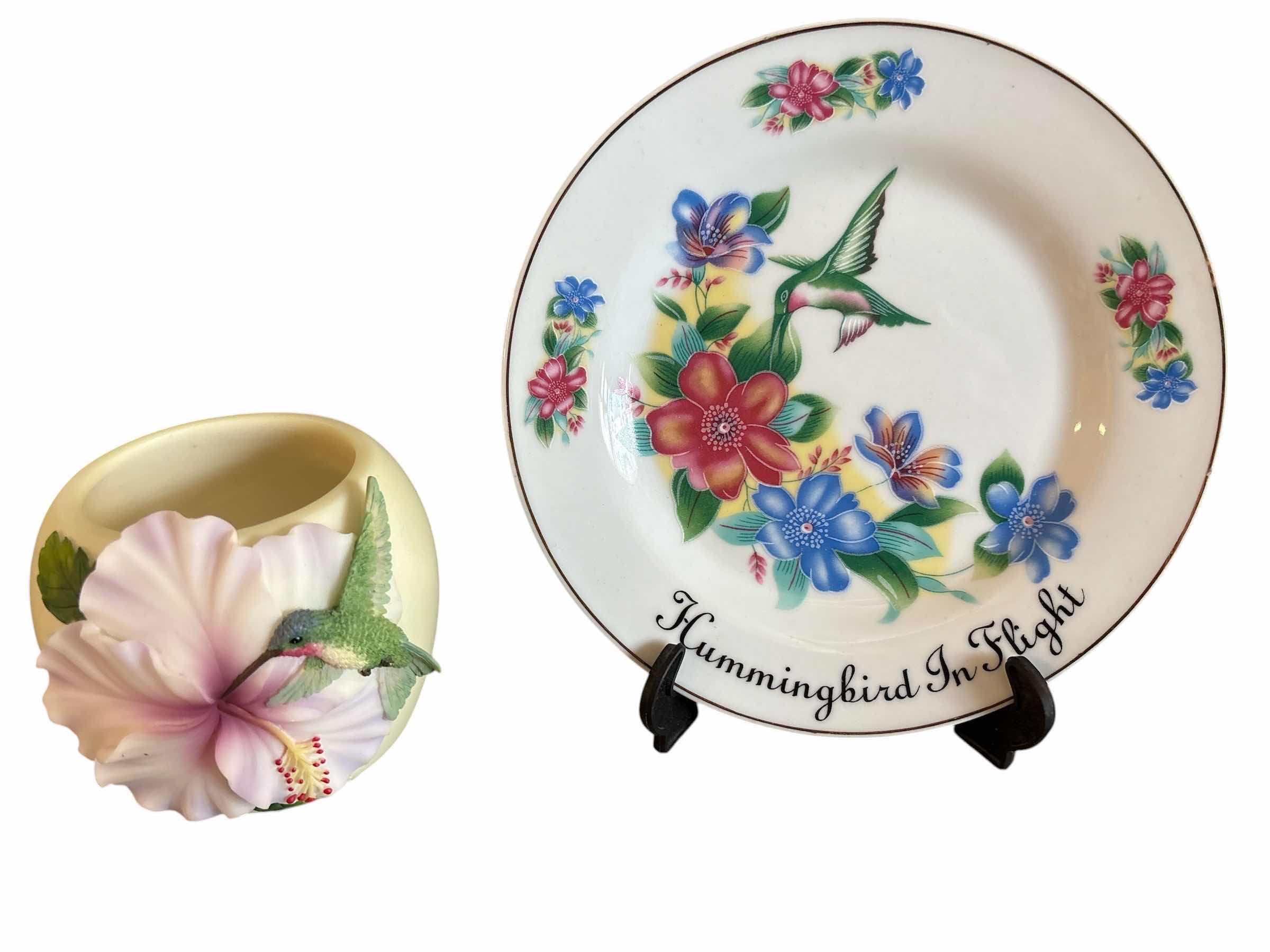 Photo 1 of (2)PCS HUMMINGBIRD DECORATIVE PLATE & SMALL VASE 7”