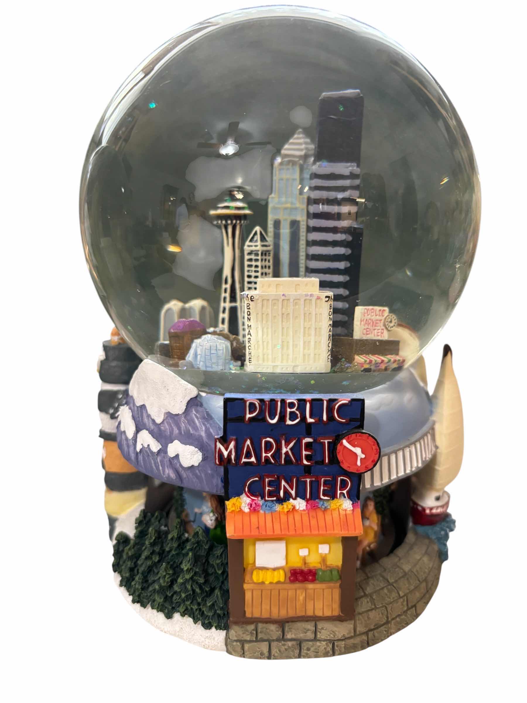Photo 1 of SEATTLE MUSICAL SNOW GLOBES (2) H7”