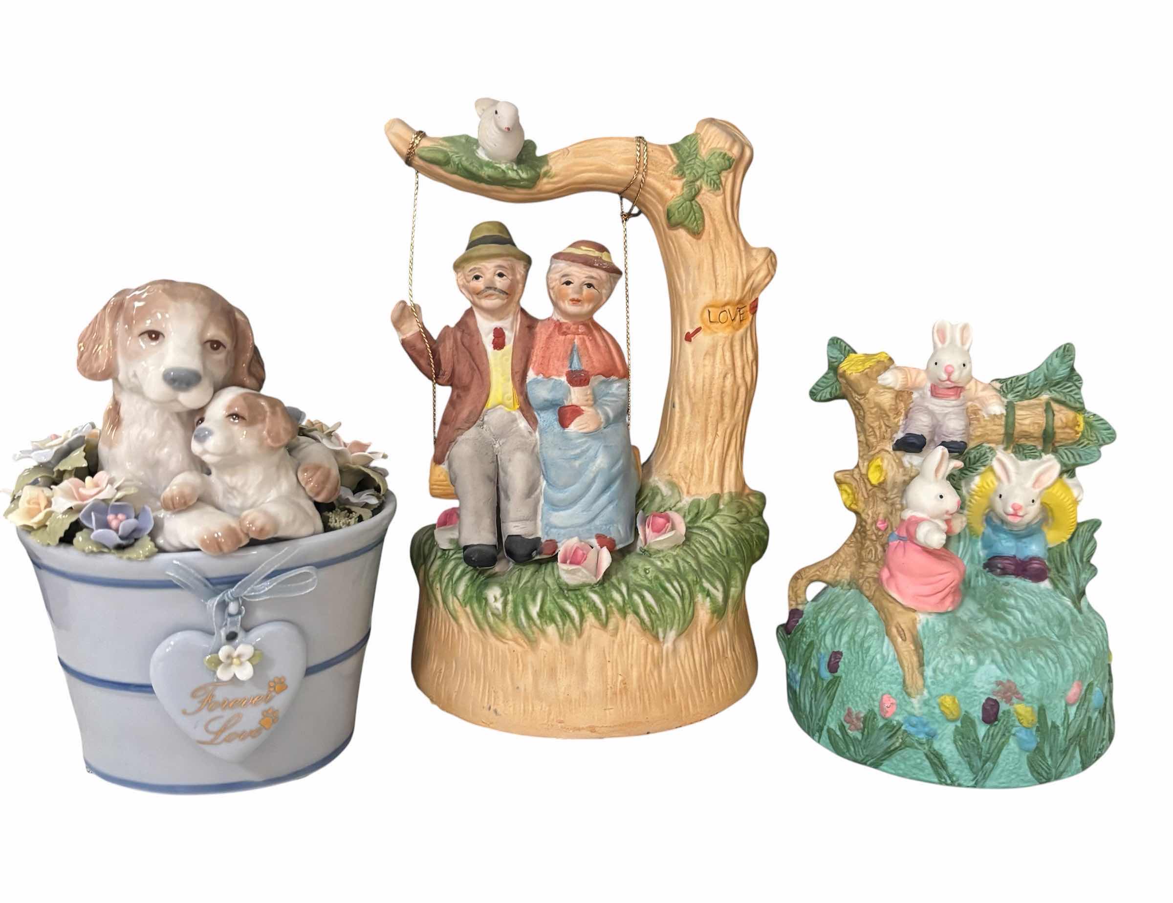 Photo 1 of MUSICAL FIGURINES (3), TALLEST H7”