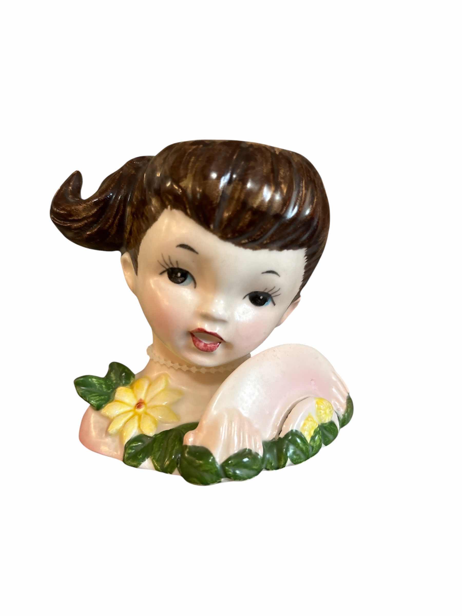 Photo 1 of VINTAGE PORCELAIN SOUTHERN BELLE HEAD VASE H3”