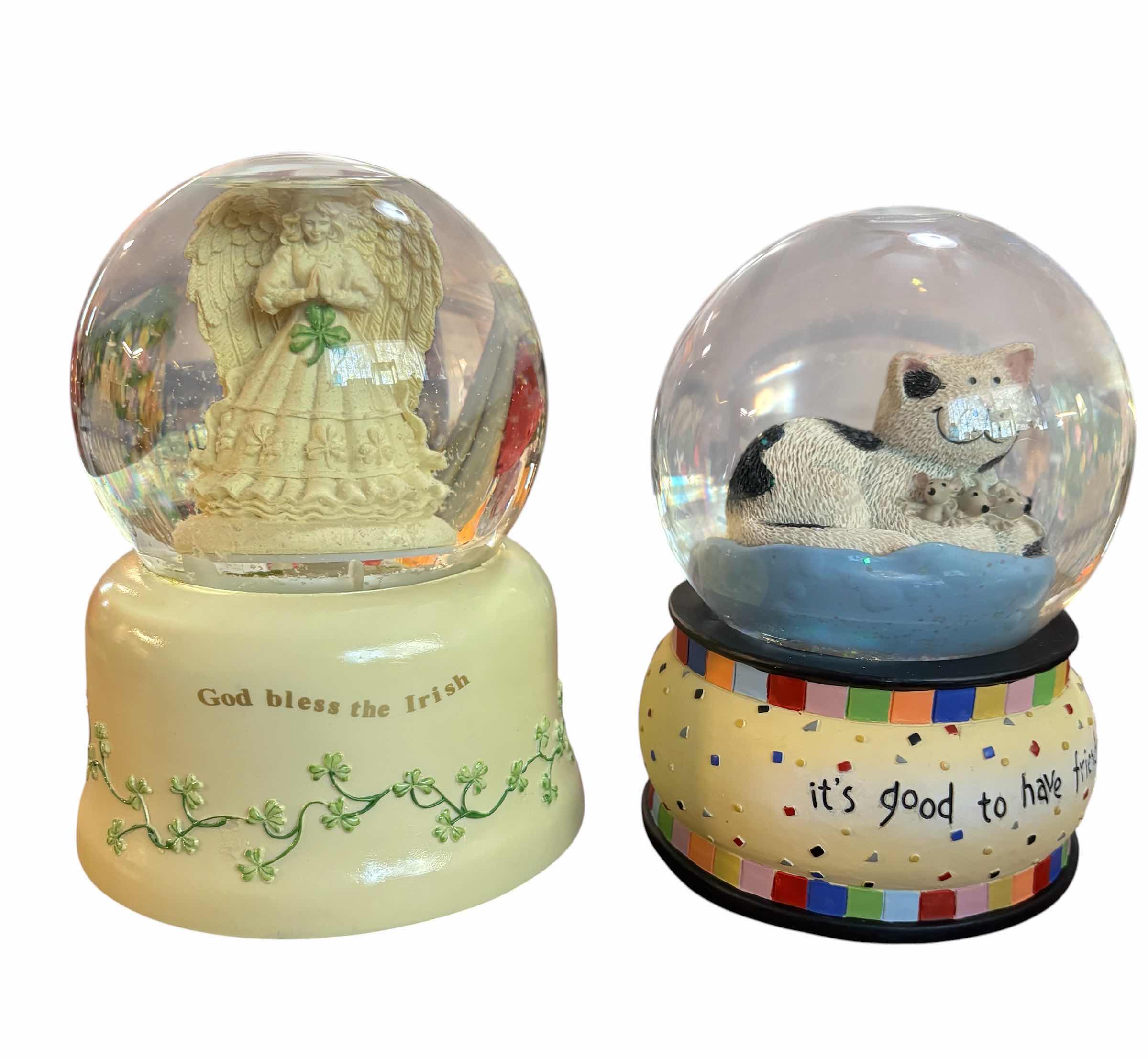 Photo 1 of MUSICAL SNOW GLOBES (4)