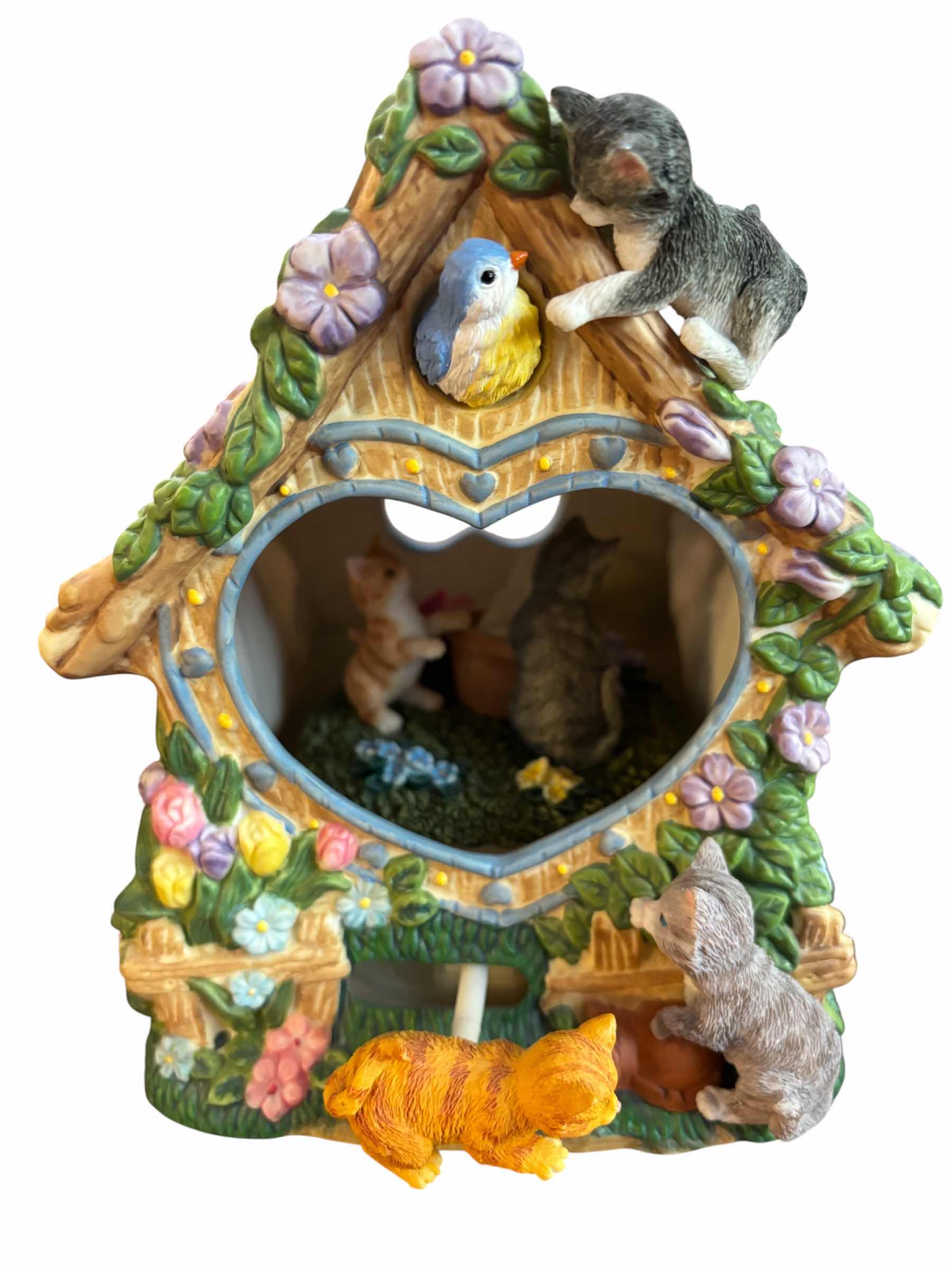Photo 1 of CAT THEMED MUSICAL BOXES (3)