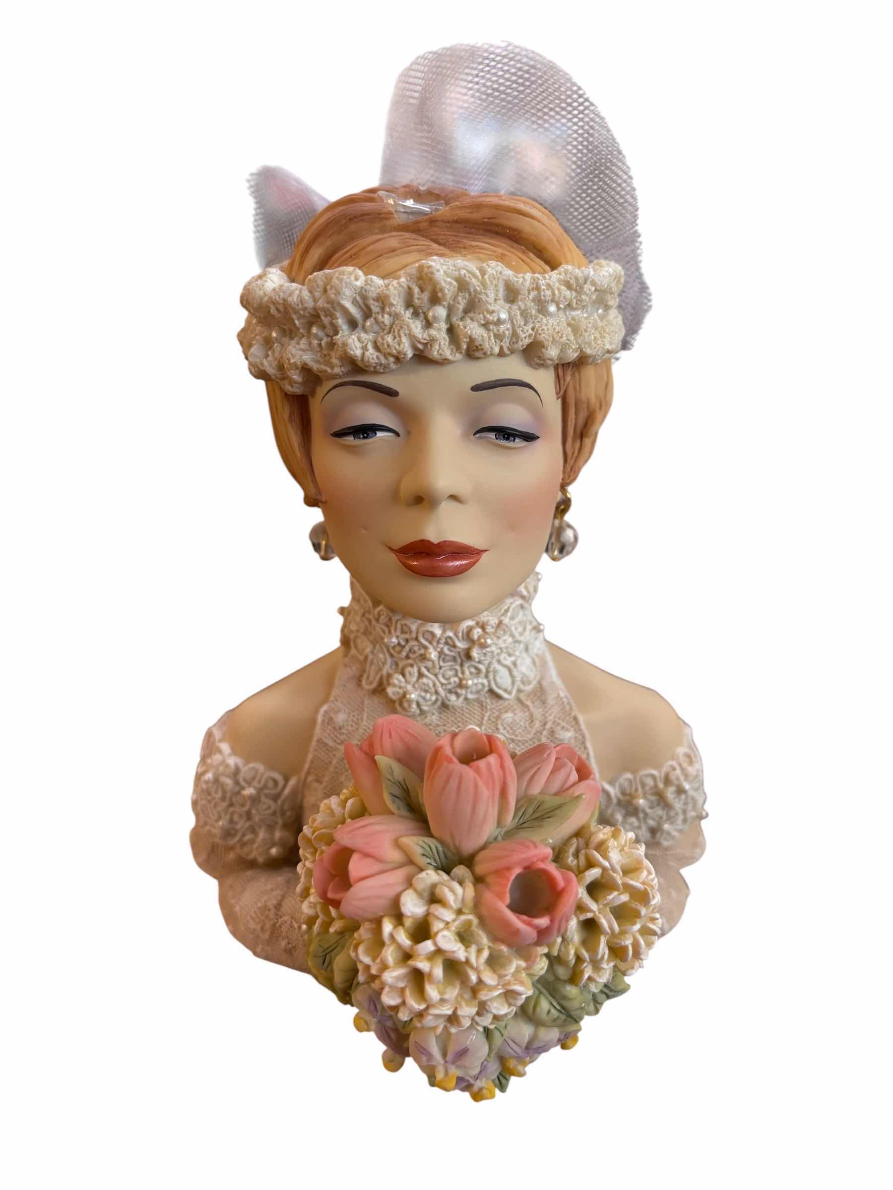 Photo 1 of CAMEO GIRLS LADY VASES IN ORIGINAL BOX $75