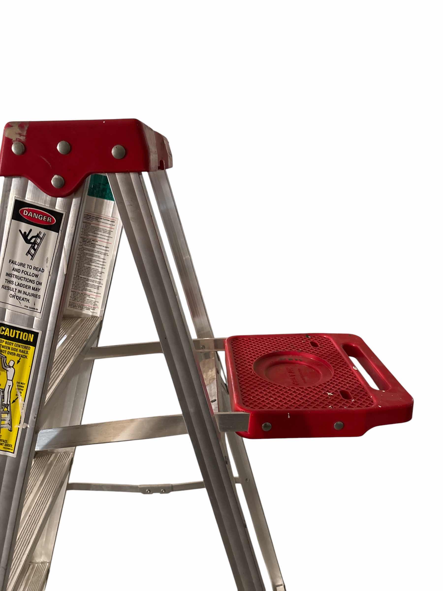 Photo 1 of WERNER LADDER W RED WORK TRAY H4’